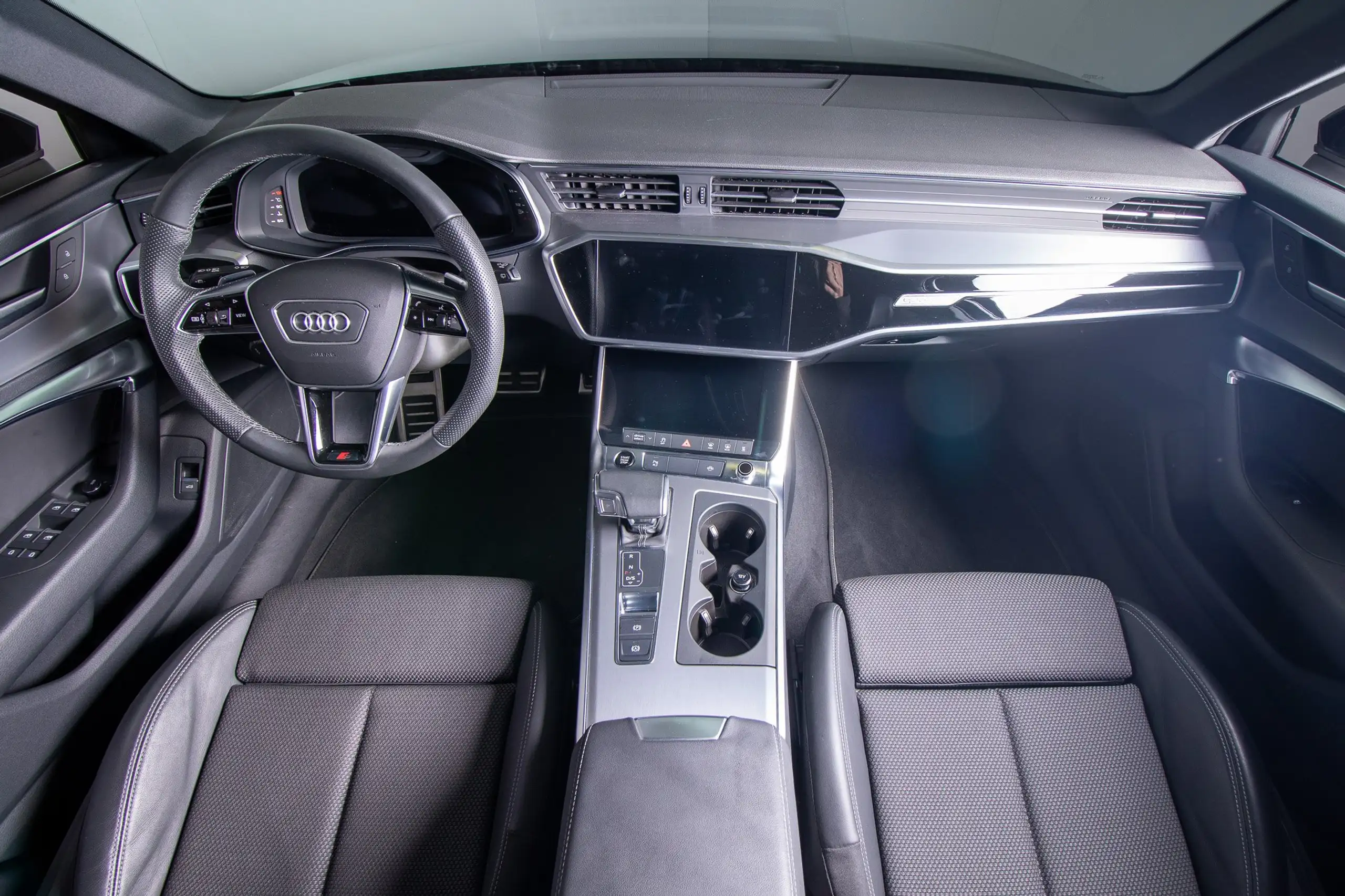 Audi - A6