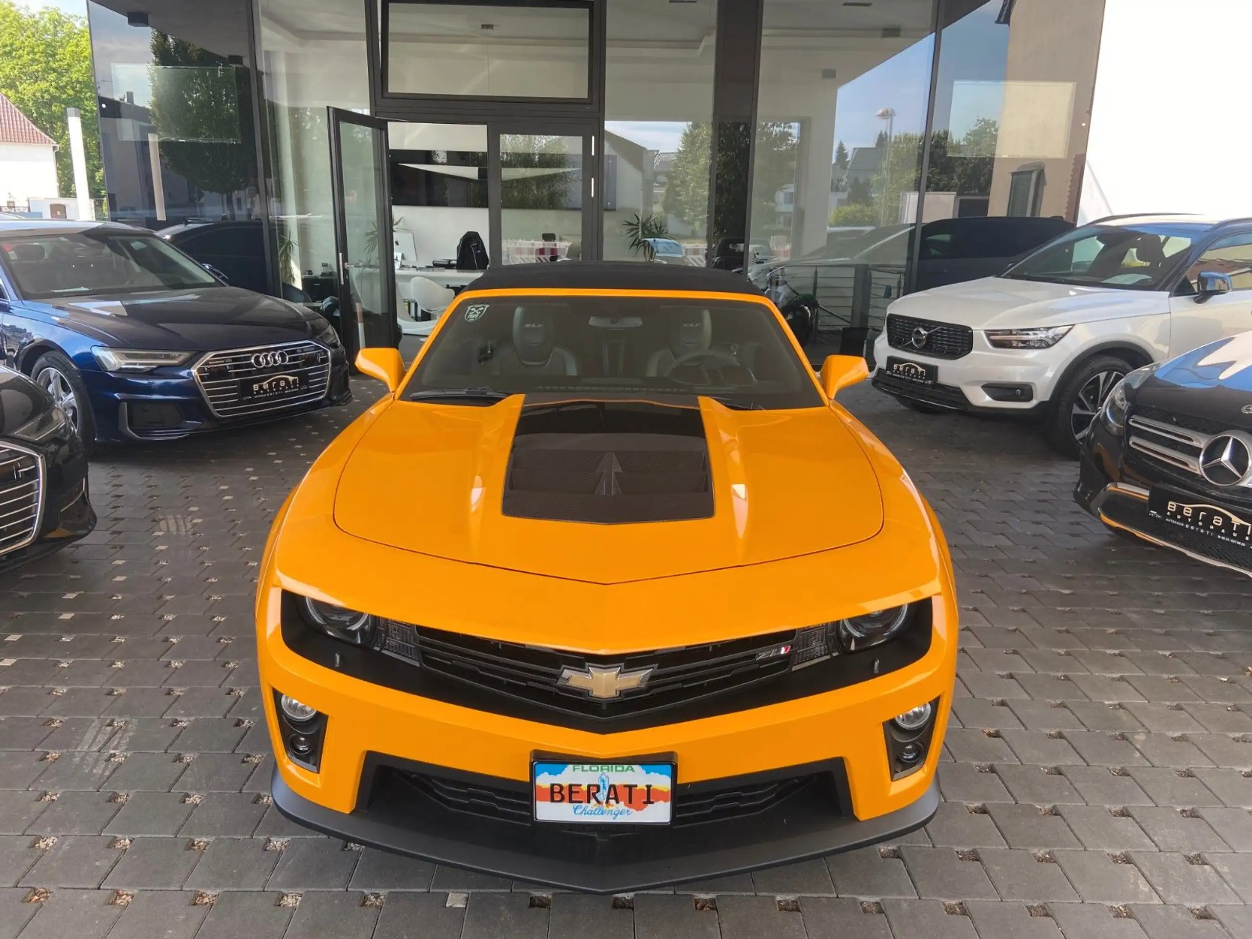 Chevrolet - Camaro