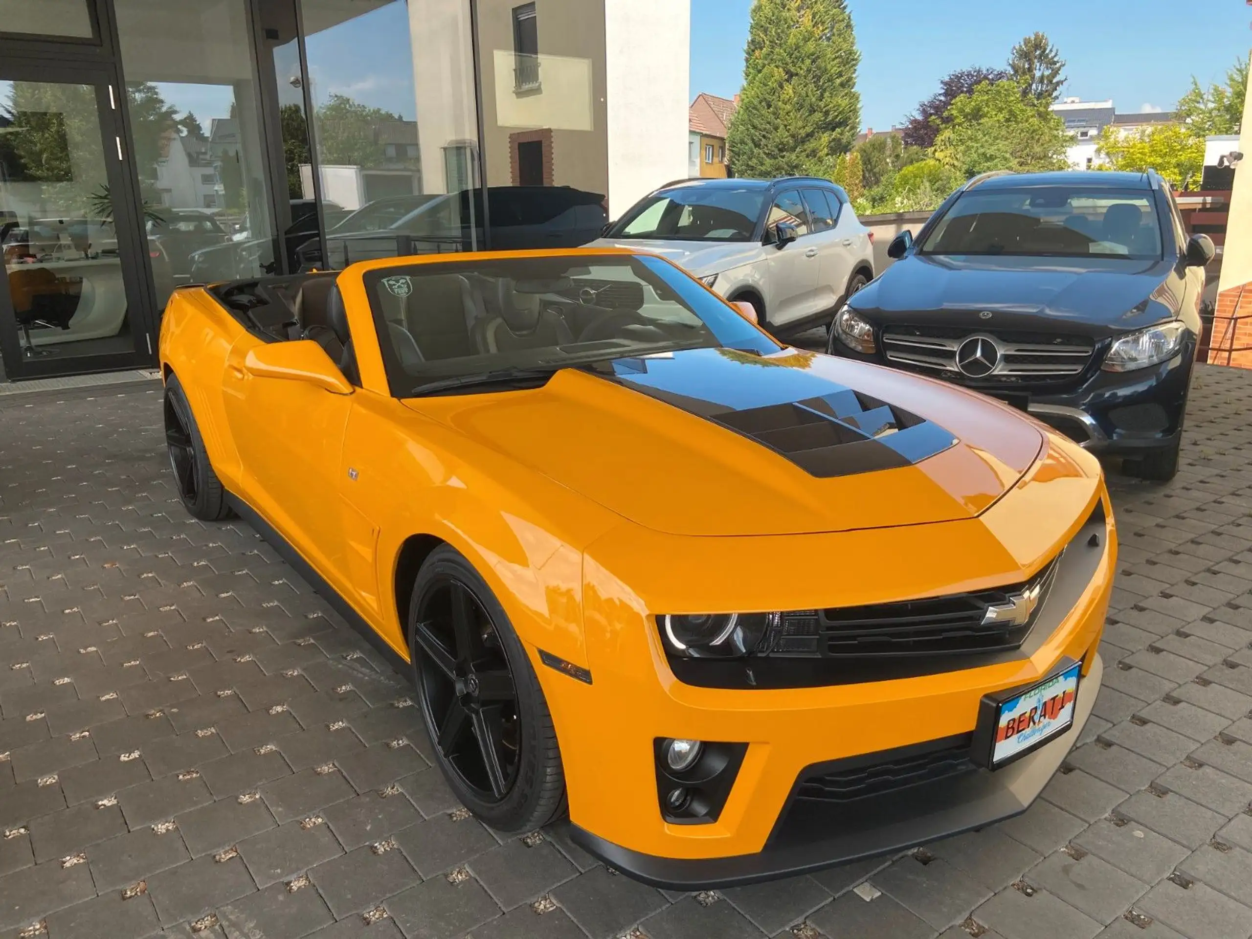 Chevrolet - Camaro