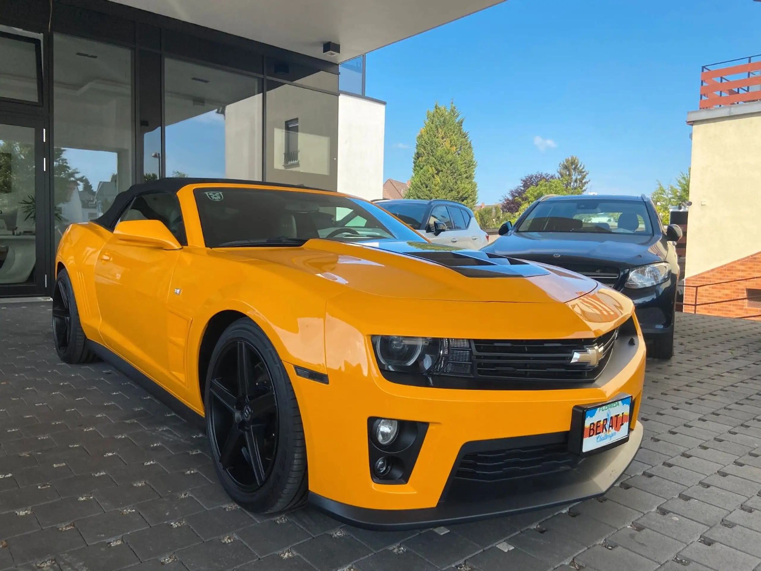 Chevrolet - Camaro