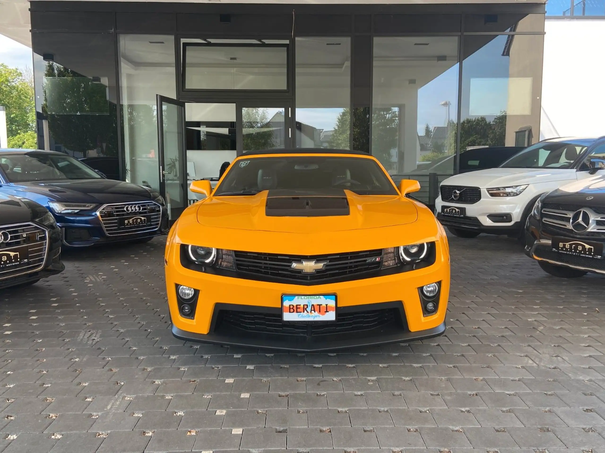 Chevrolet - Camaro