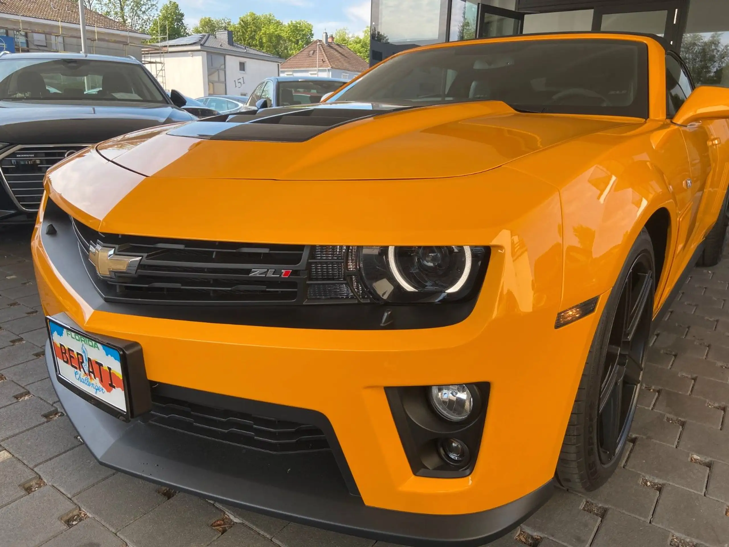 Chevrolet - Camaro