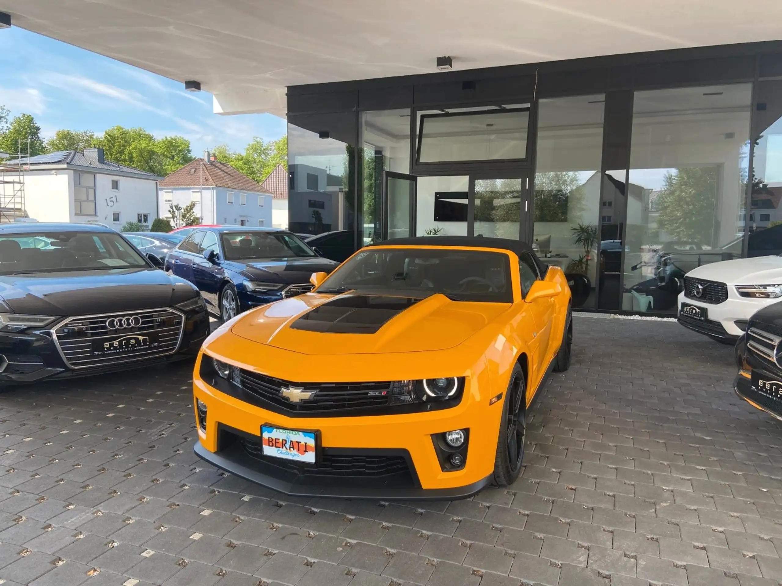 Chevrolet - Camaro