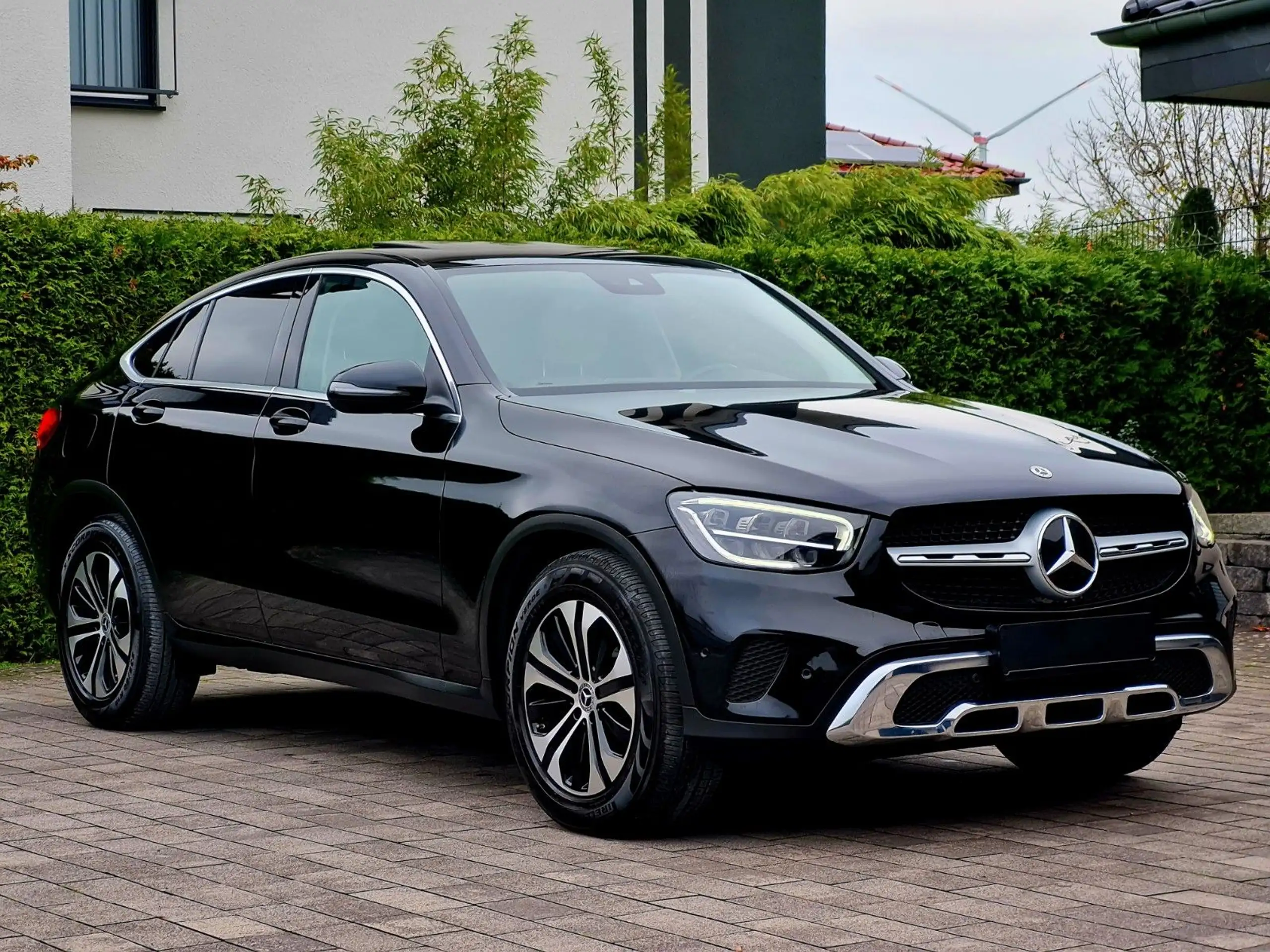 Mercedes-Benz - GLC 200