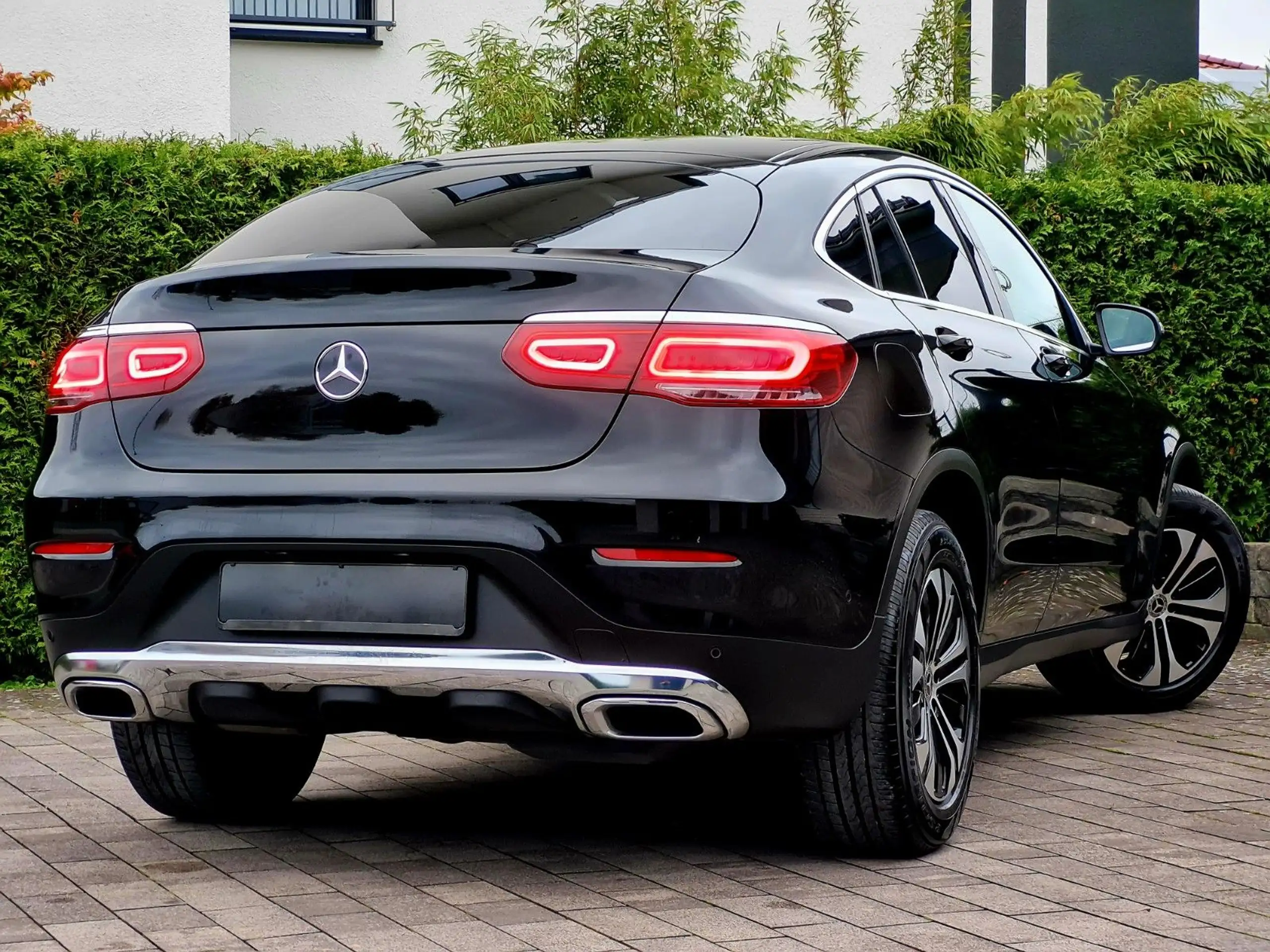 Mercedes-Benz - GLC 200