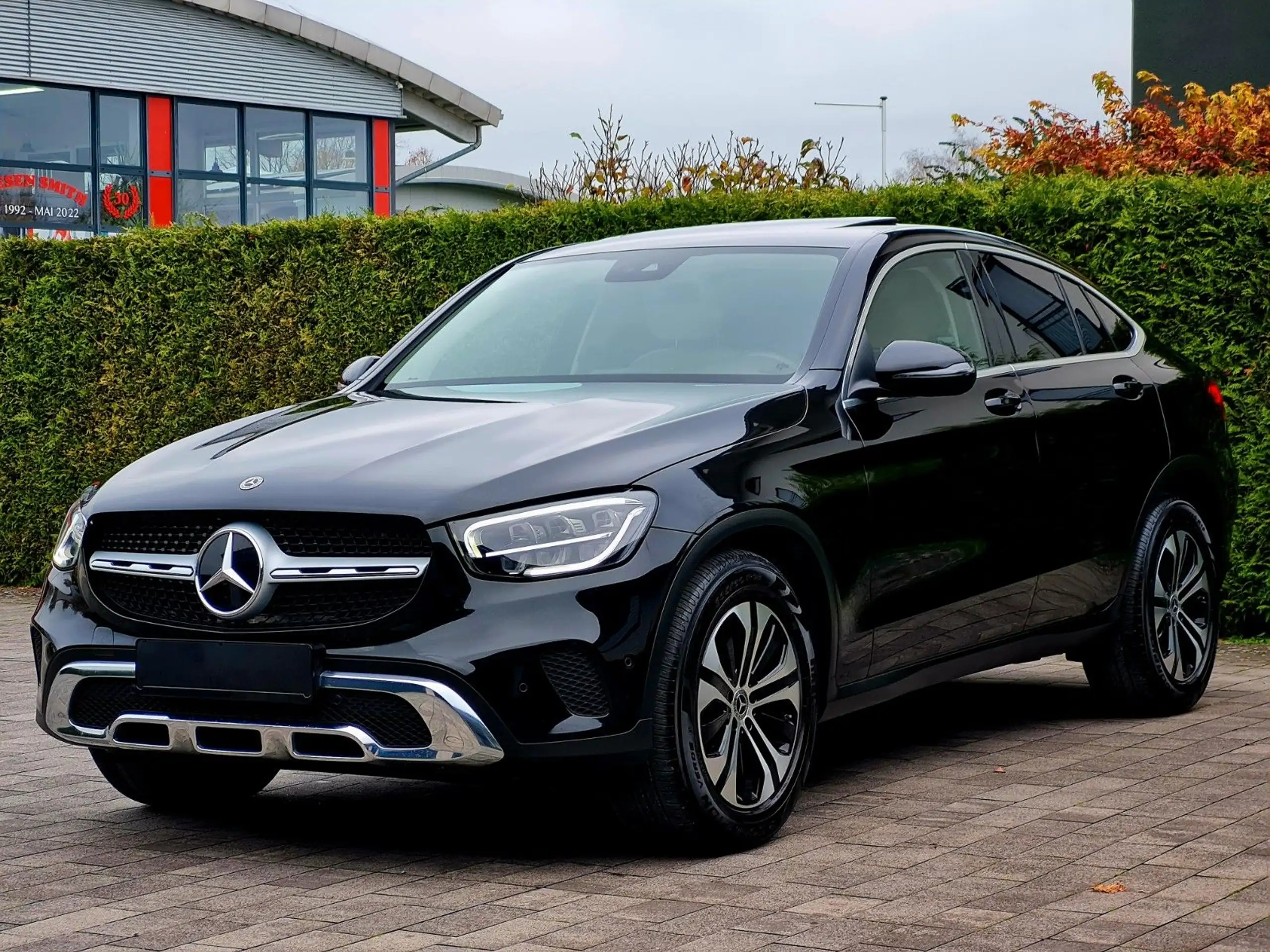 Mercedes-Benz - GLC 200