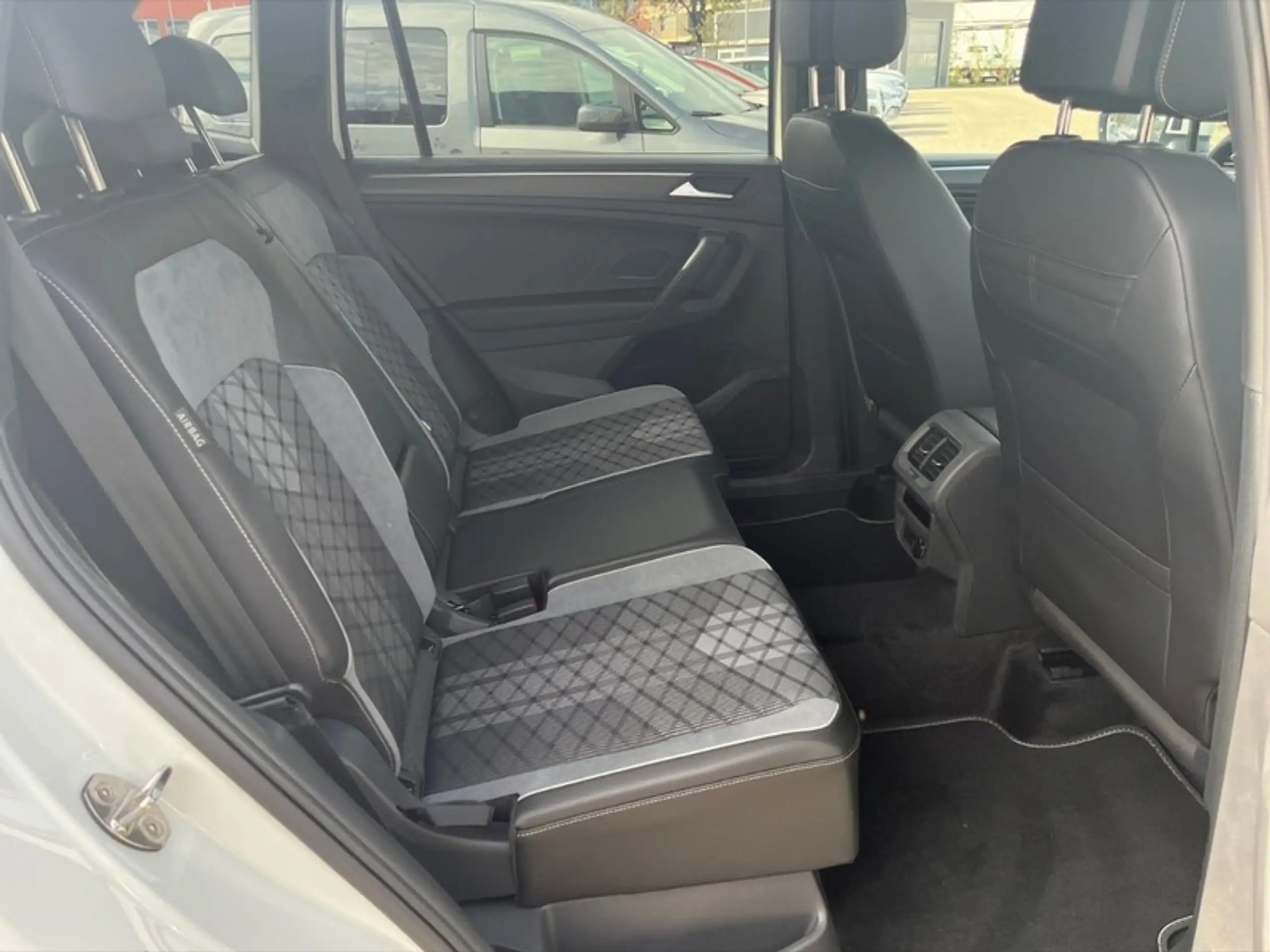 Volkswagen - Tiguan Allspace