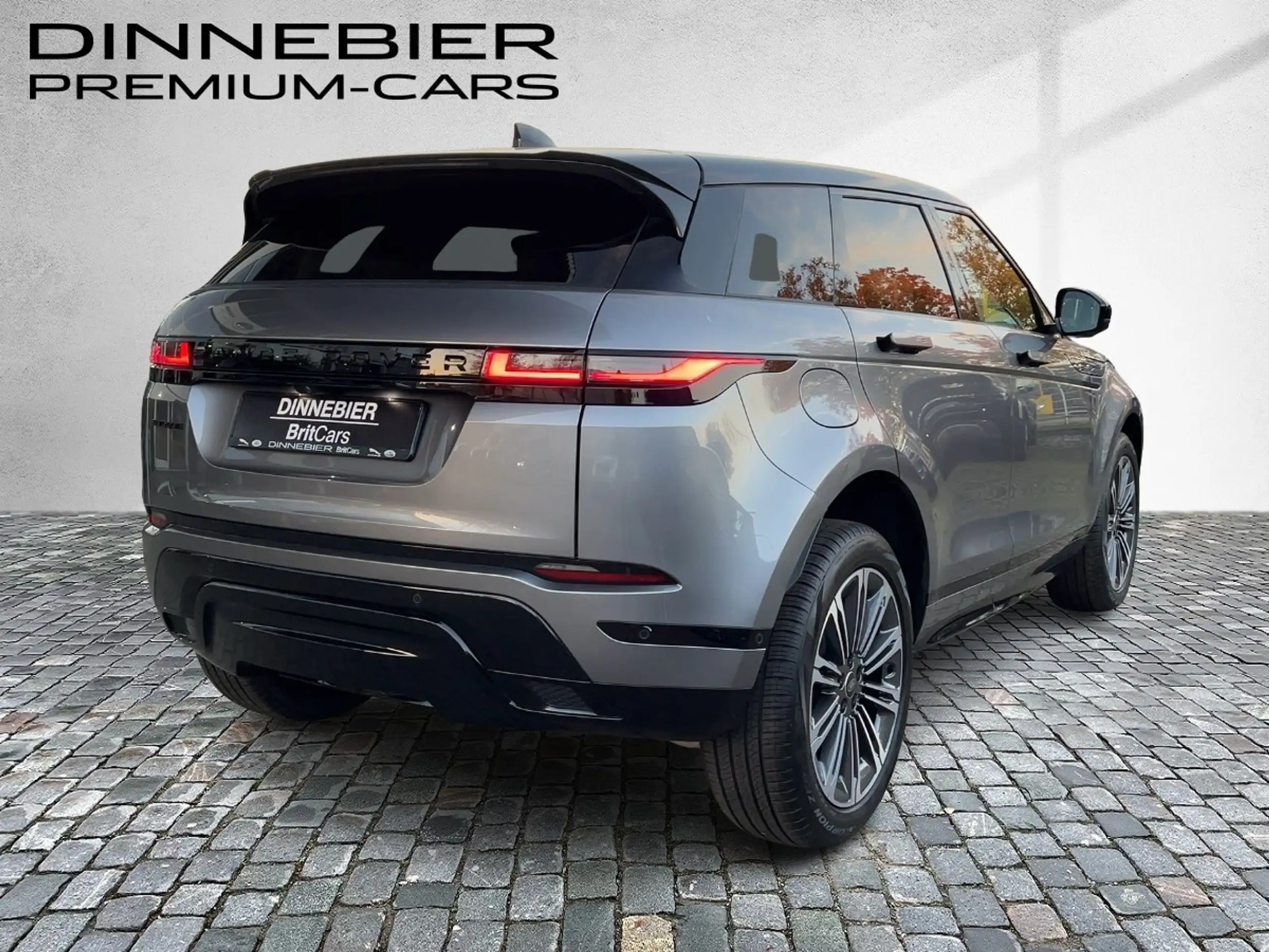 Land Rover - Range Rover Evoque