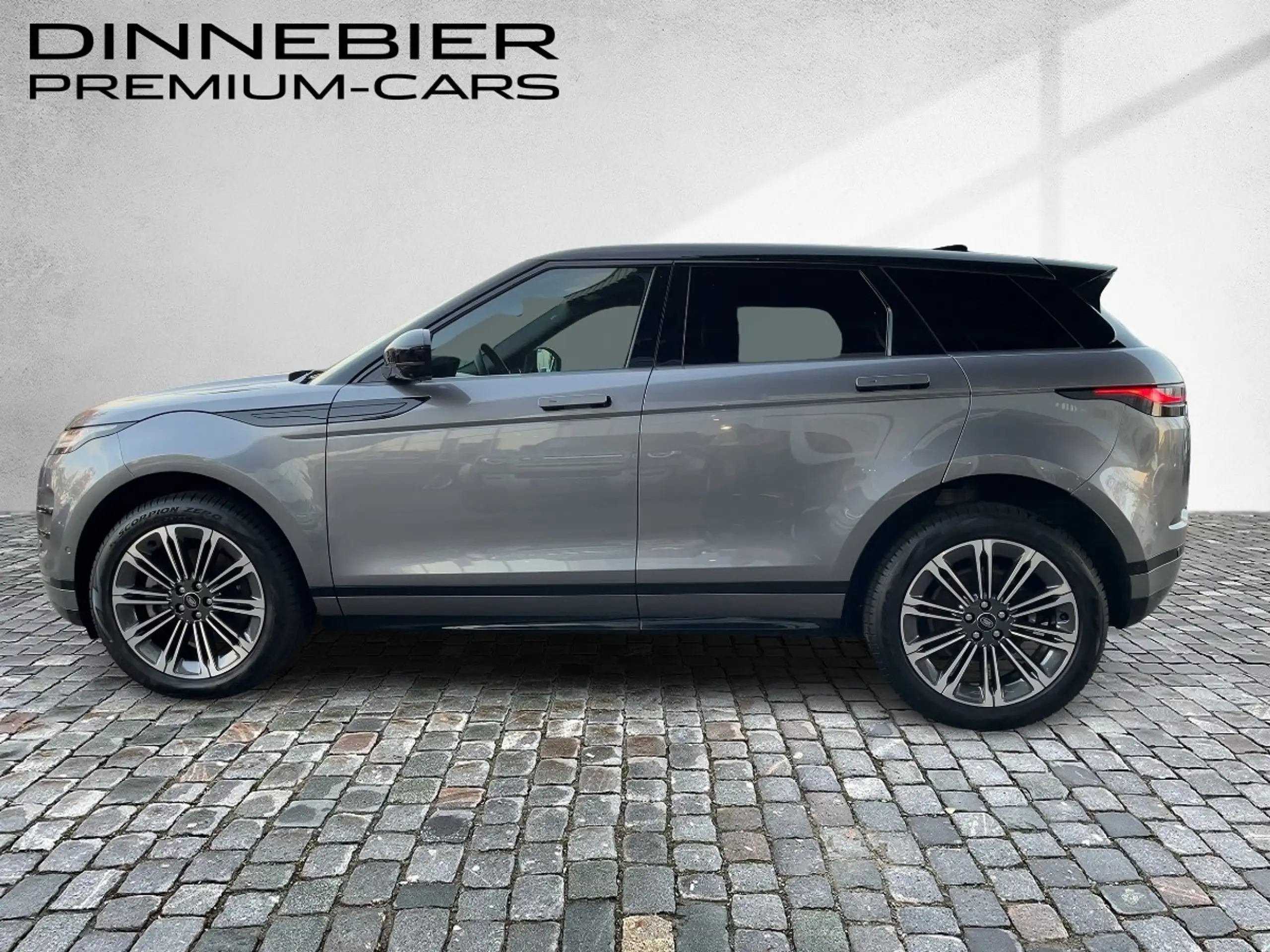 Land Rover - Range Rover Evoque