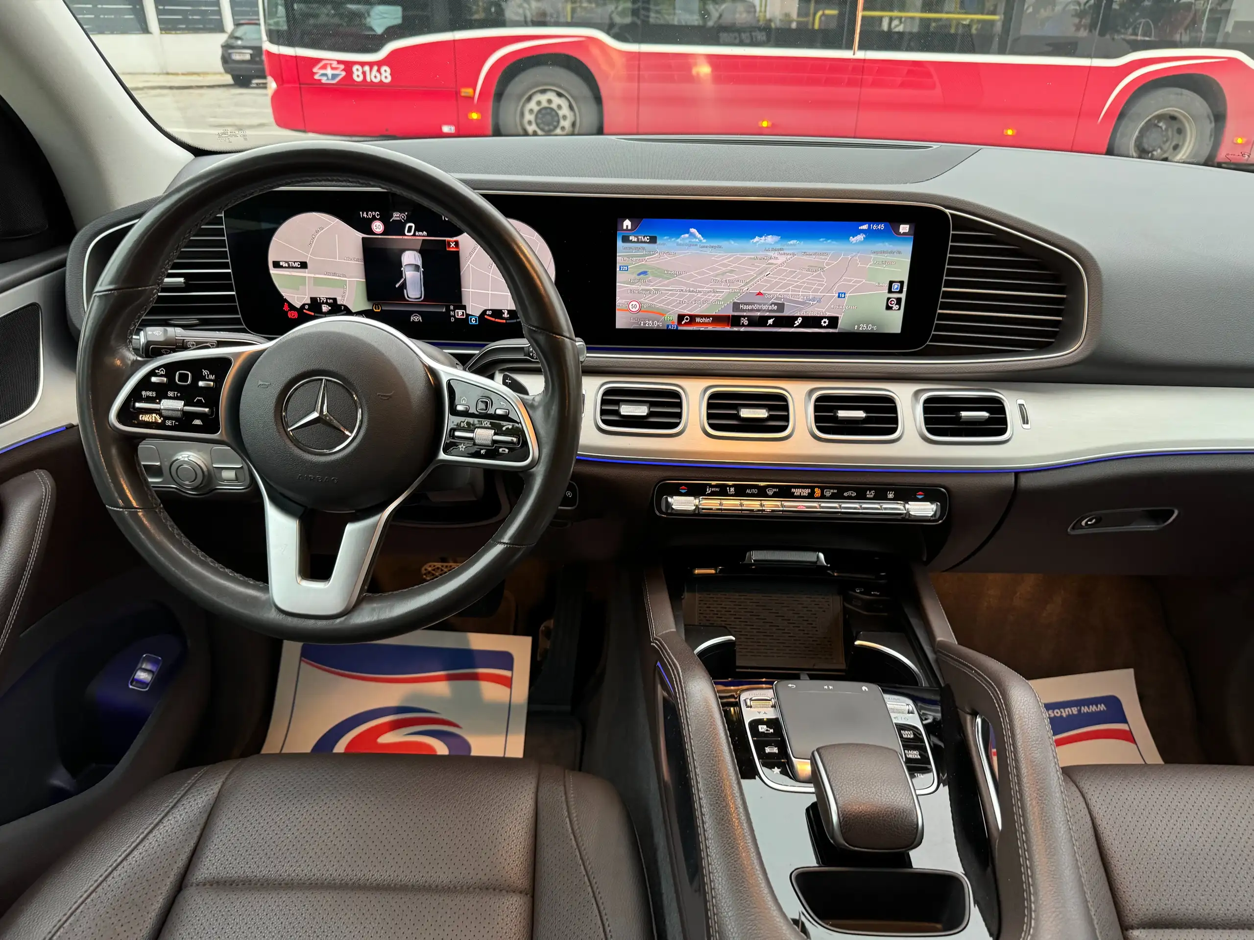 Mercedes-Benz - GLE 300