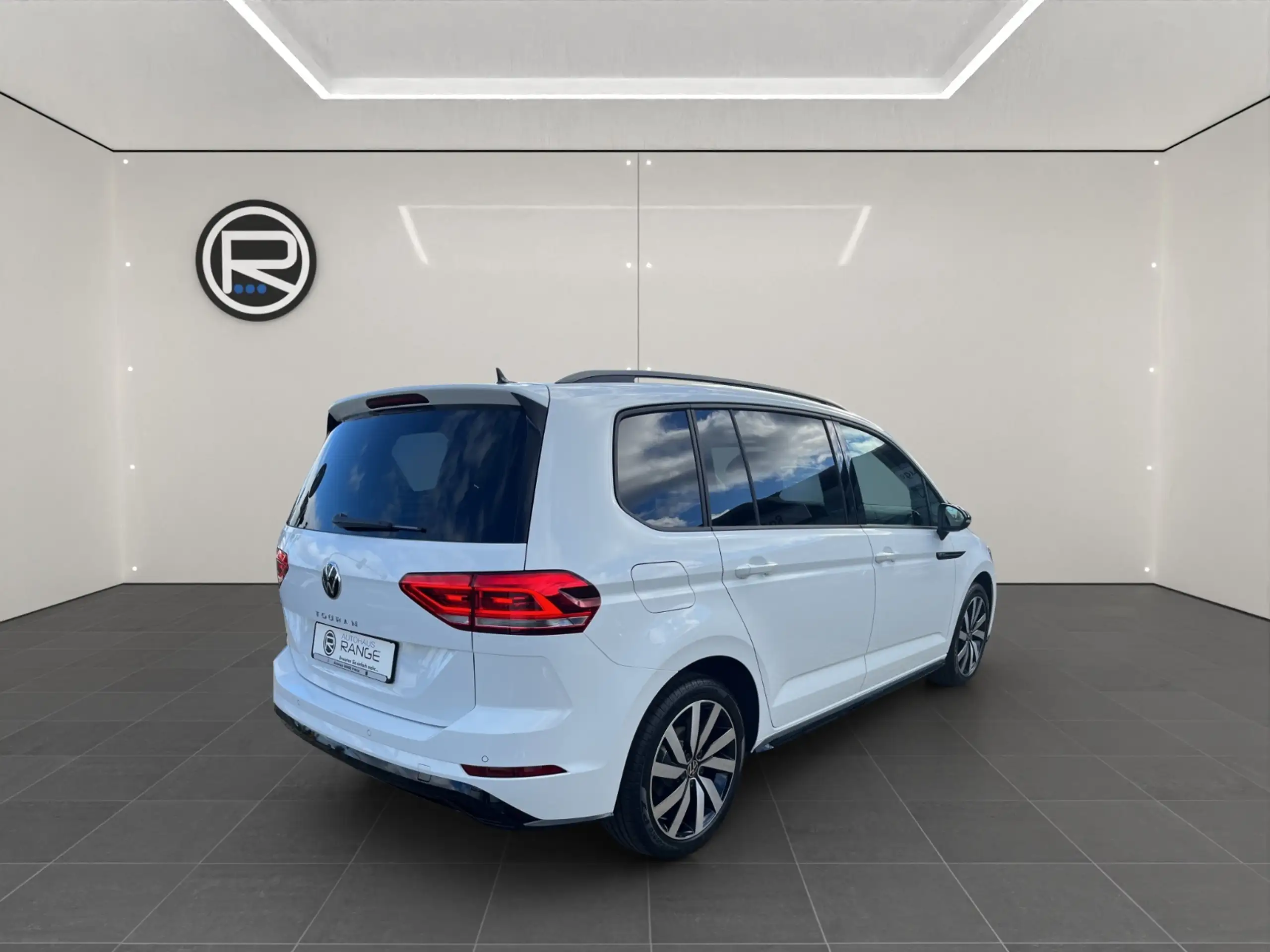 Volkswagen - Touran