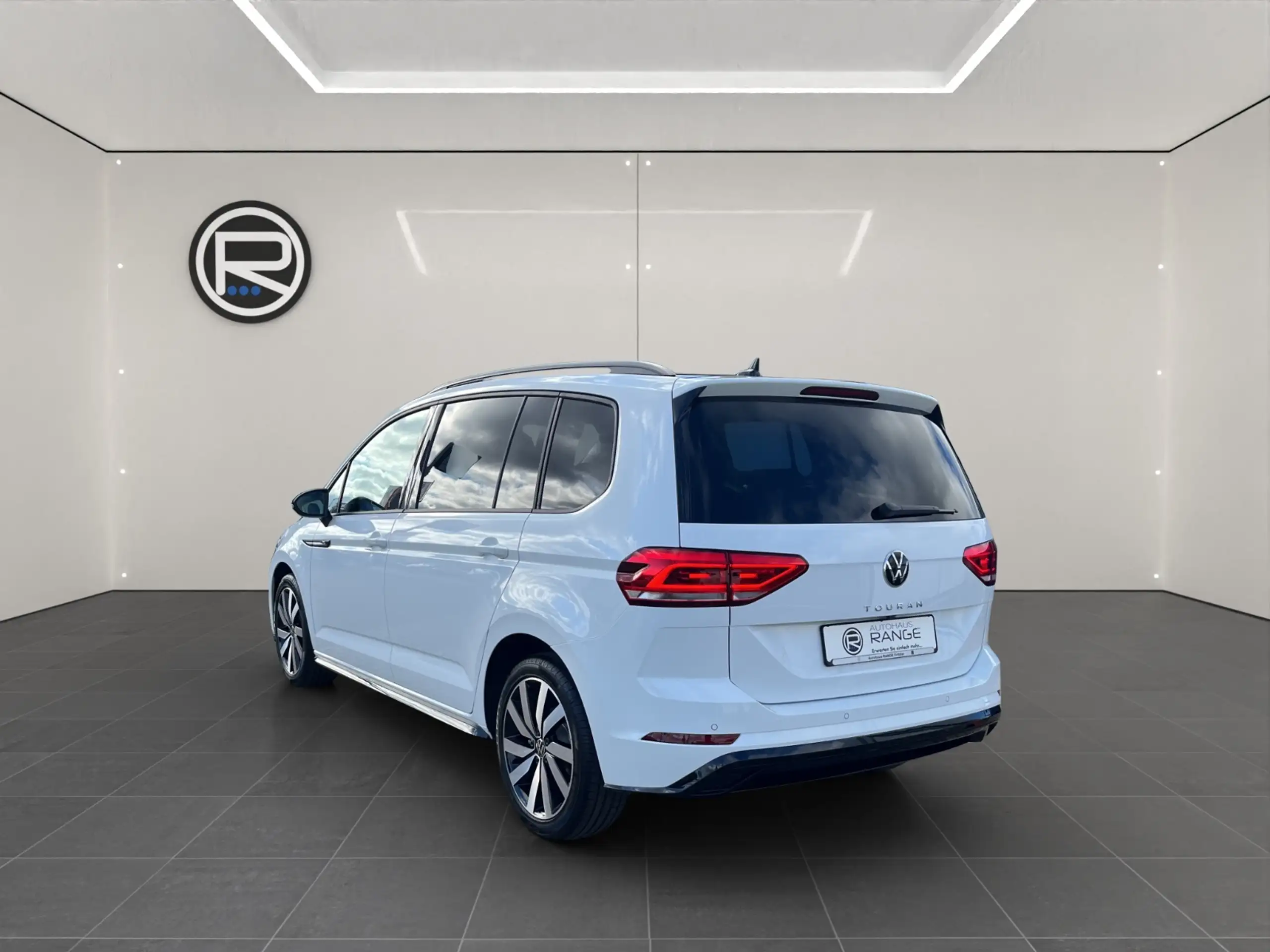 Volkswagen - Touran