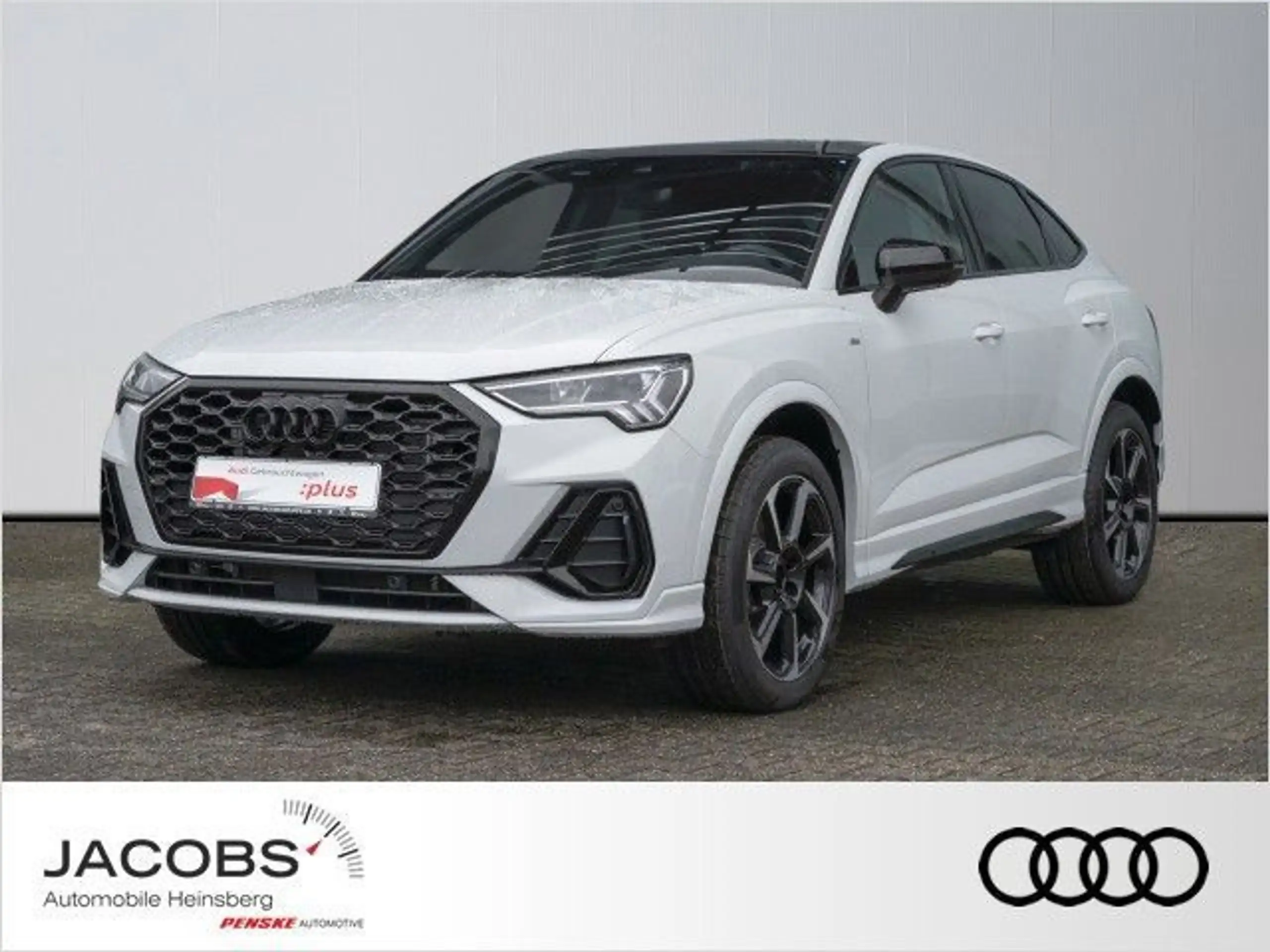 Audi - Q3