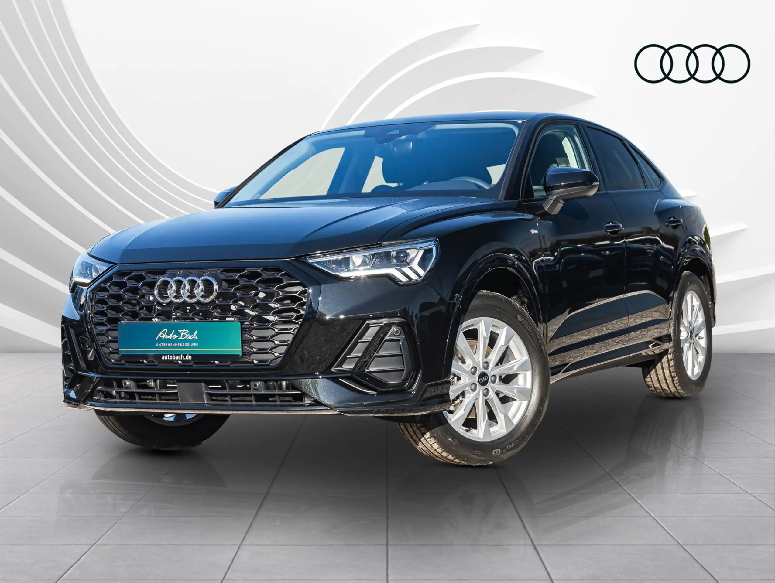 Audi - Q3