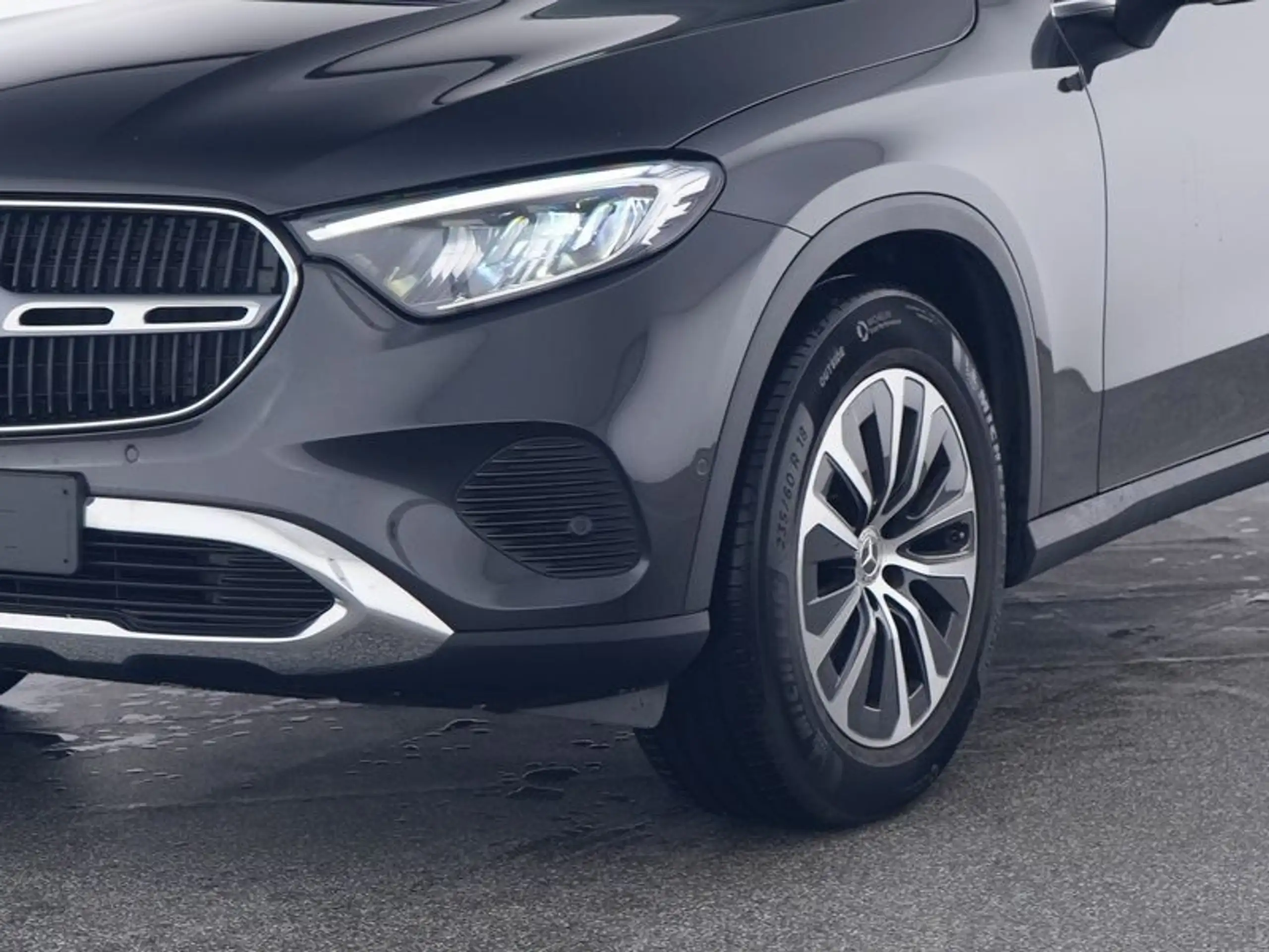 Mercedes-Benz - GLC 220