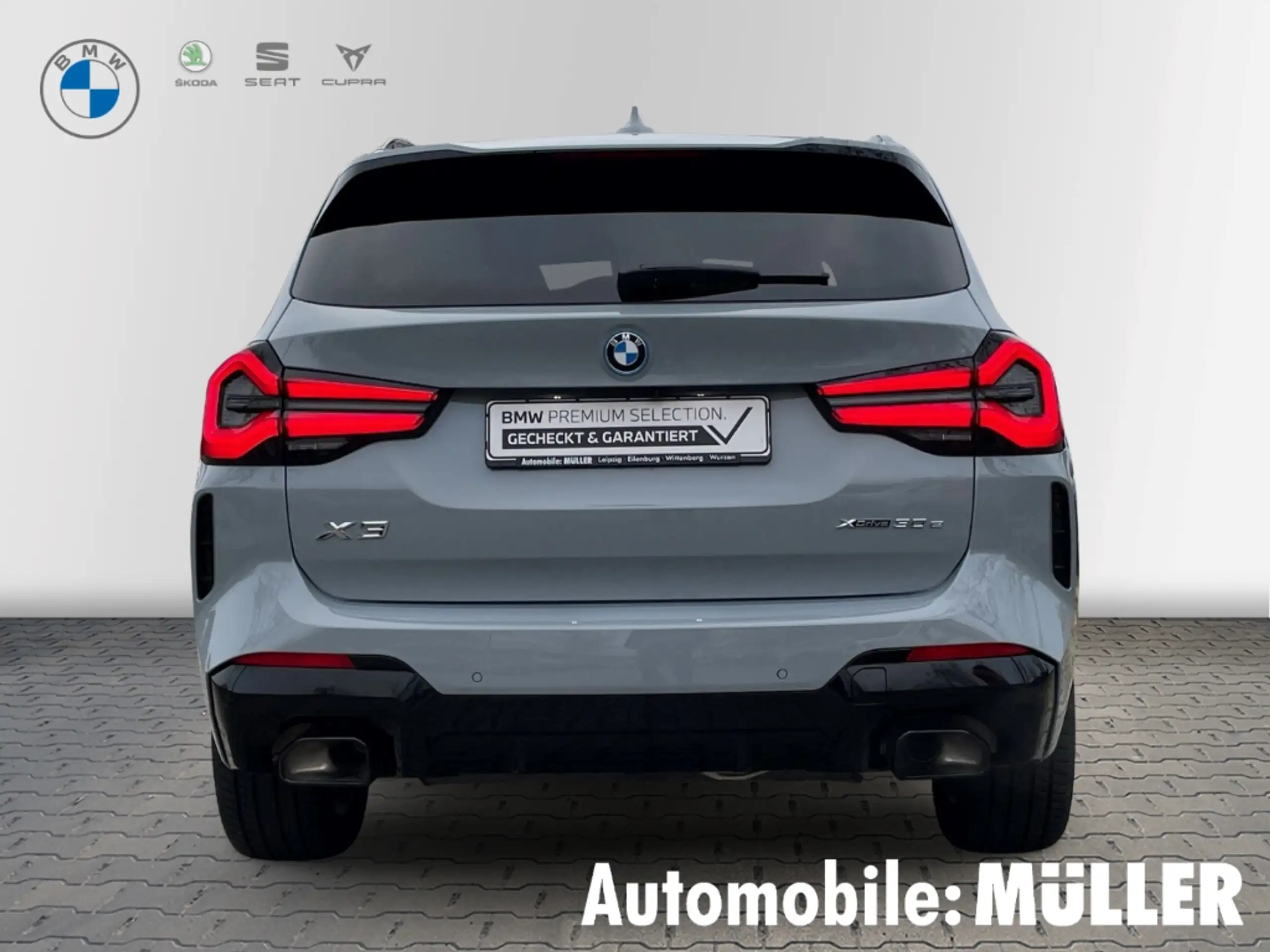 BMW - X3