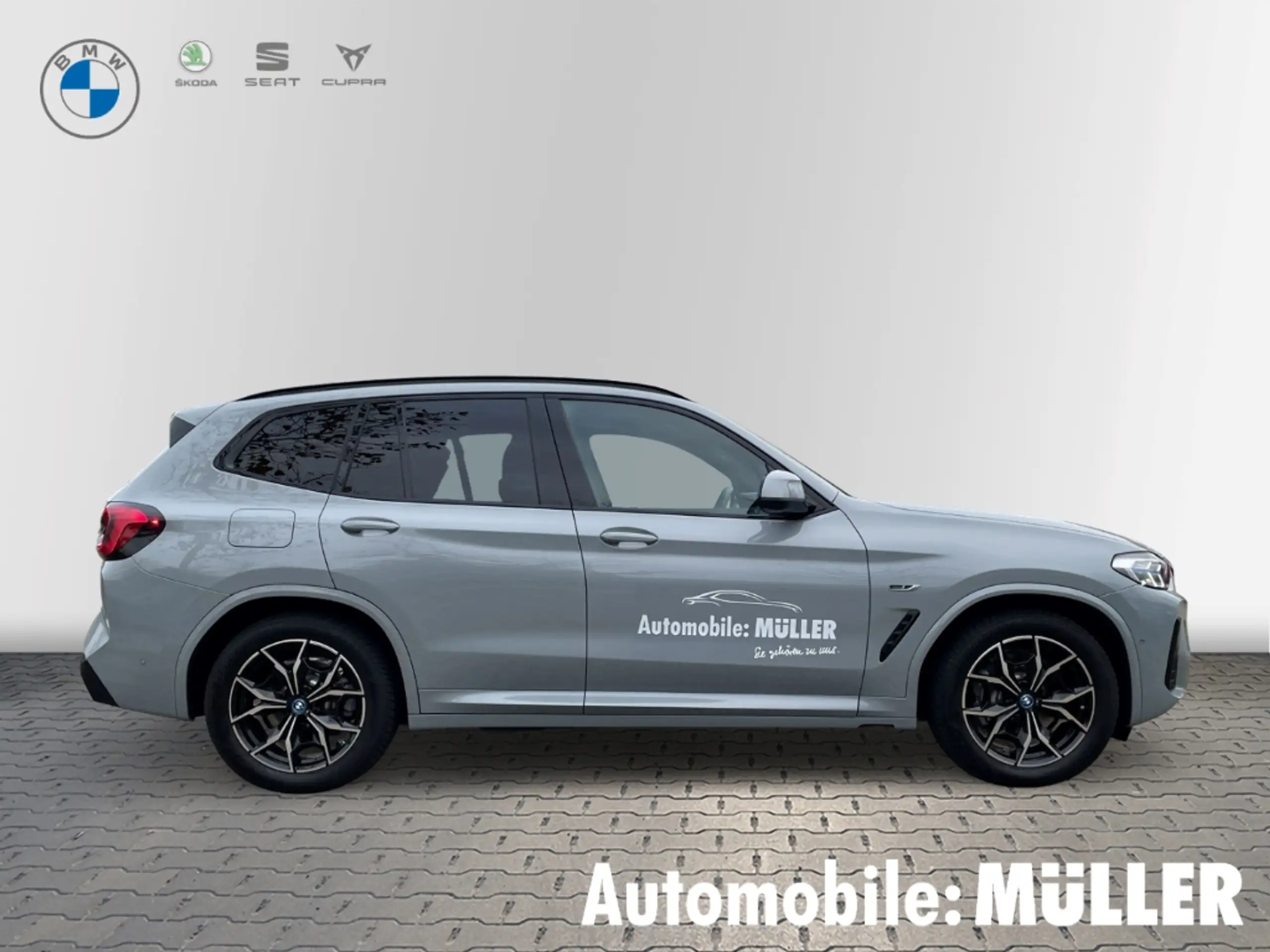 BMW - X3