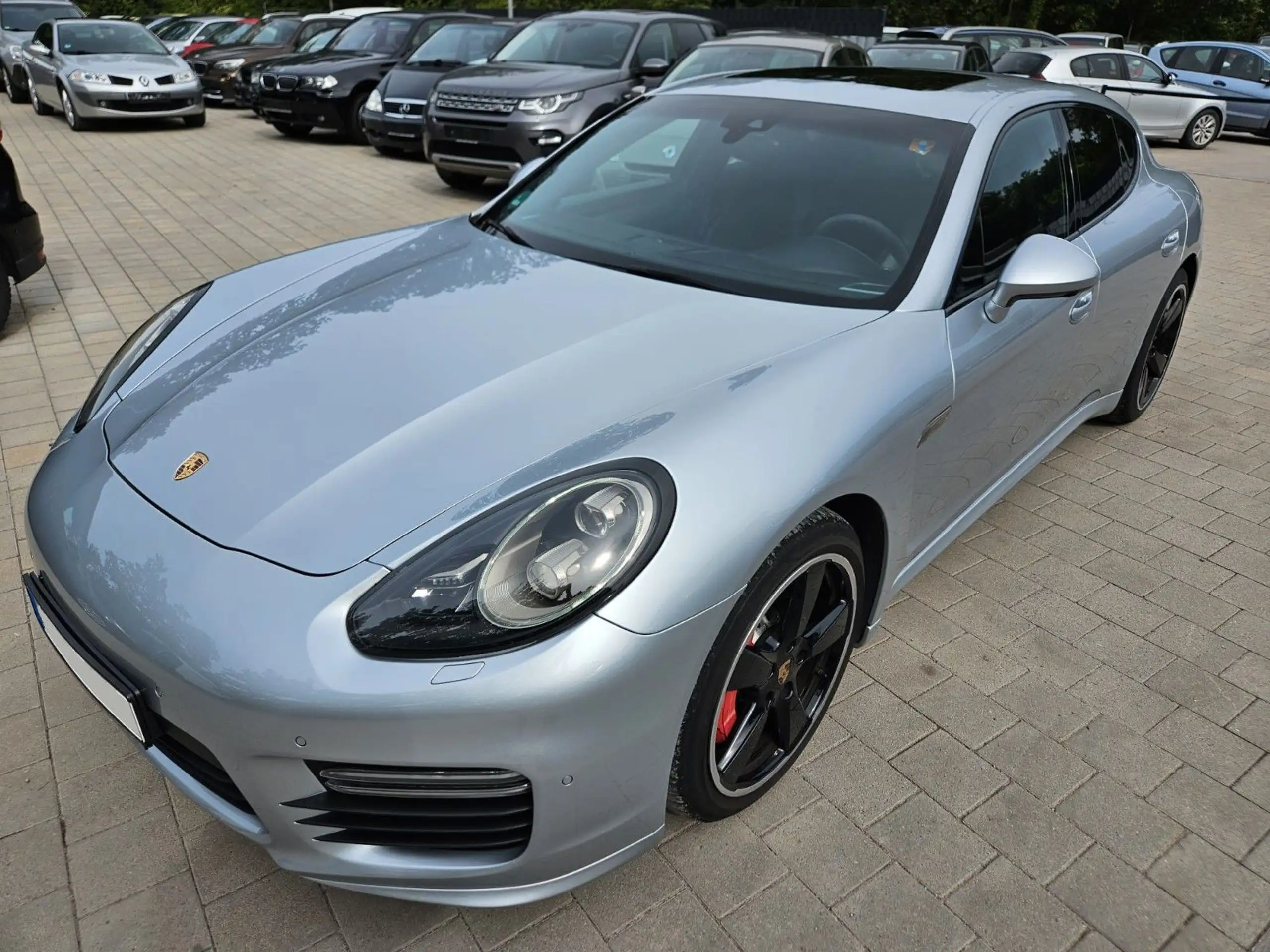 Porsche - Panamera