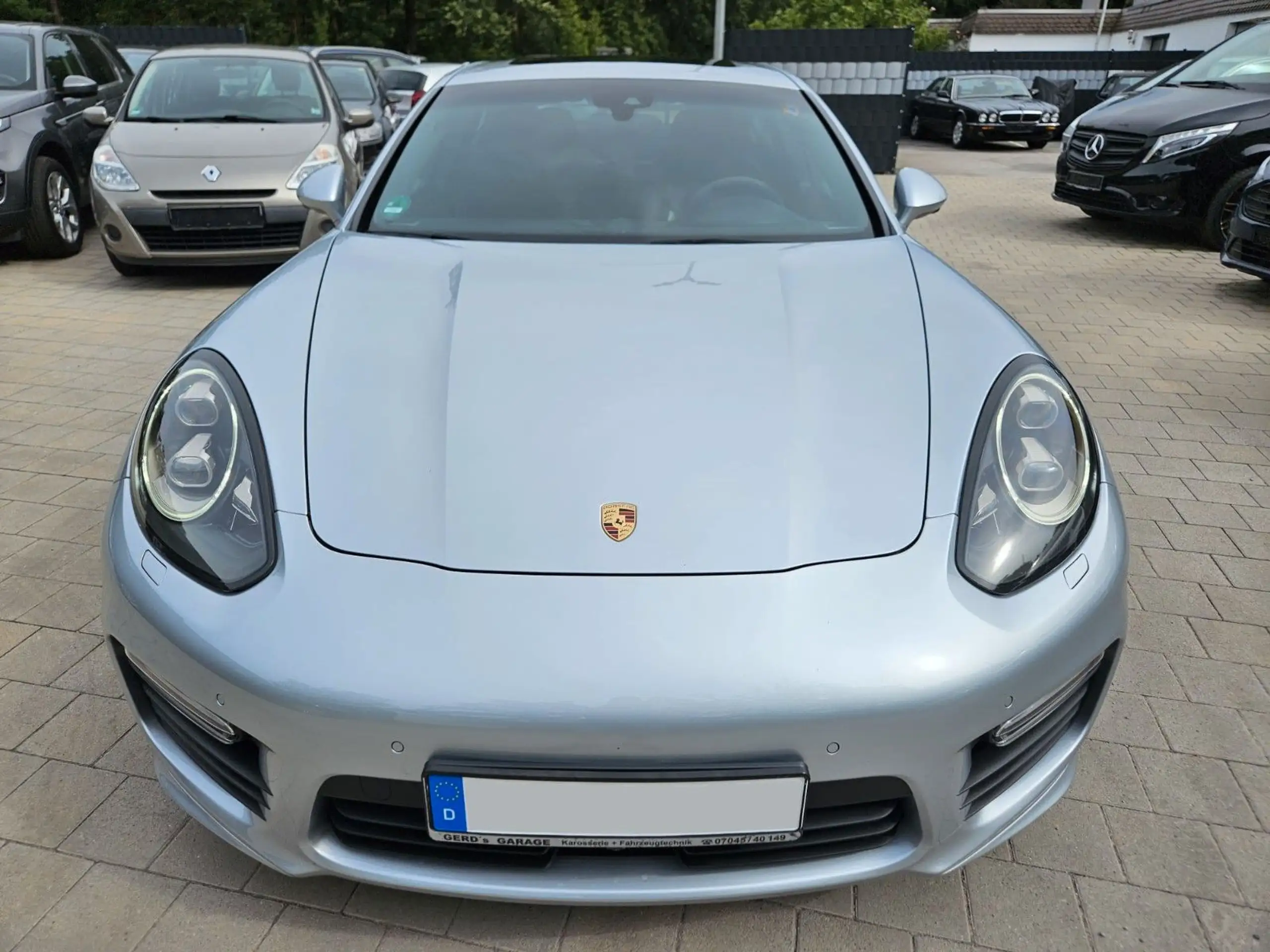 Porsche - Panamera