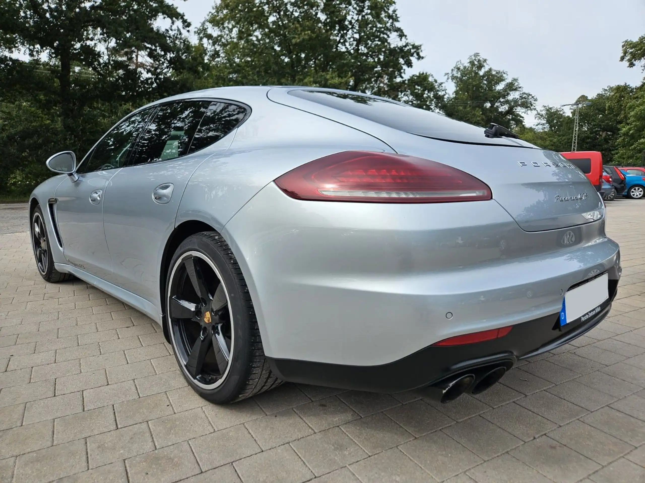 Porsche - Panamera