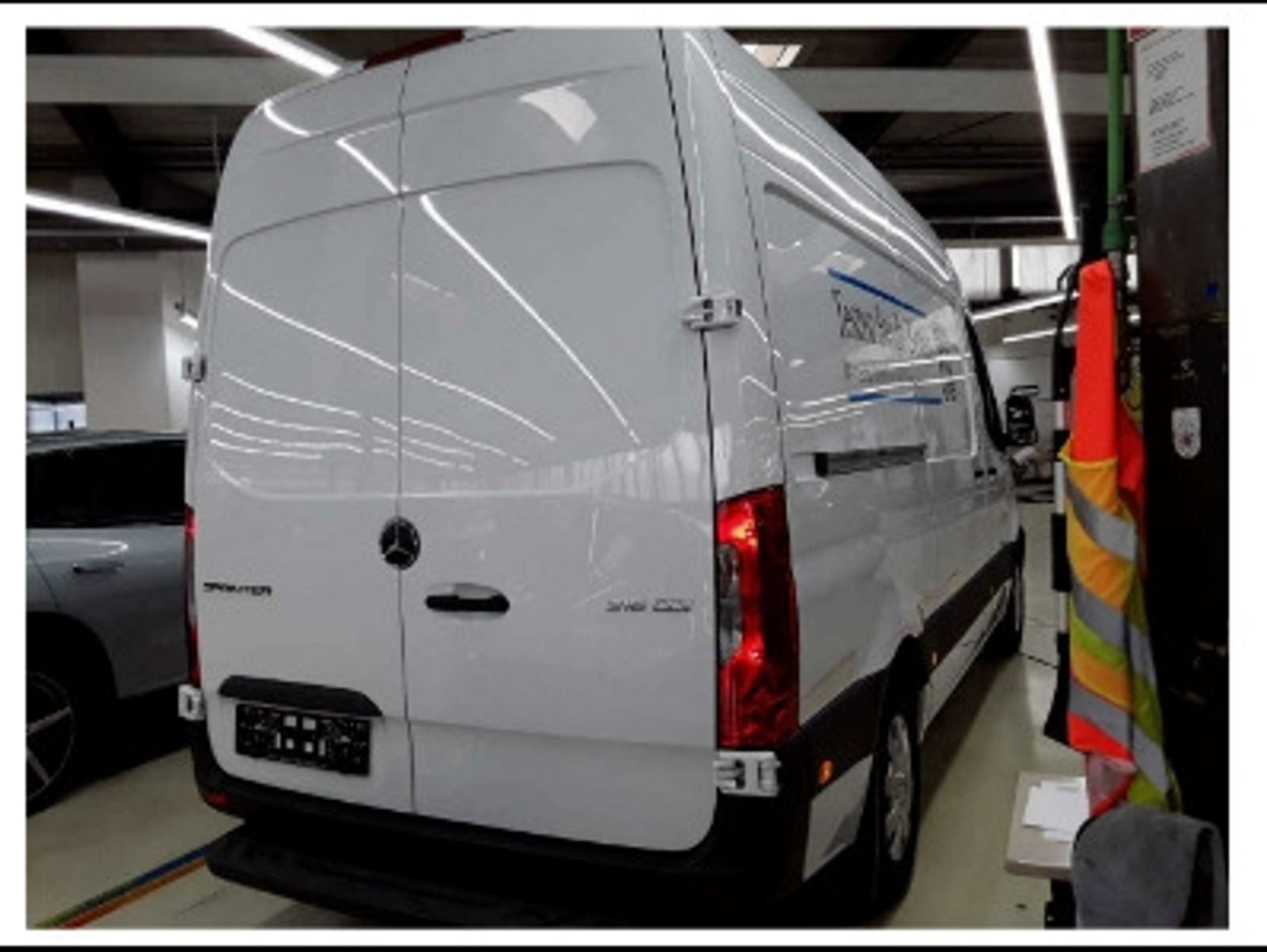 Mercedes-Benz - Sprinter