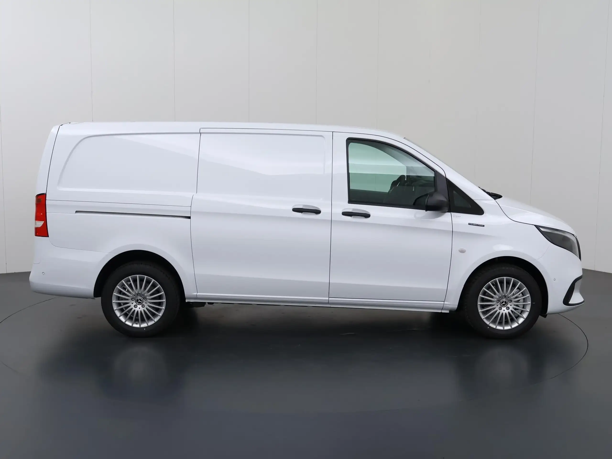 Mercedes-Benz - Vito