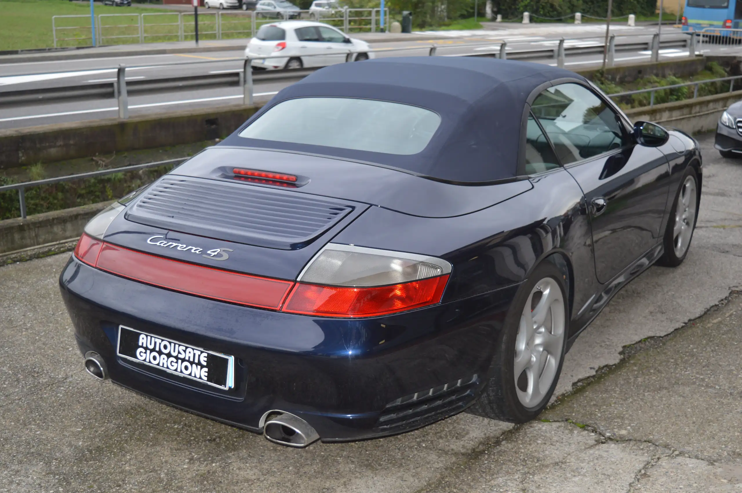 Porsche - 996