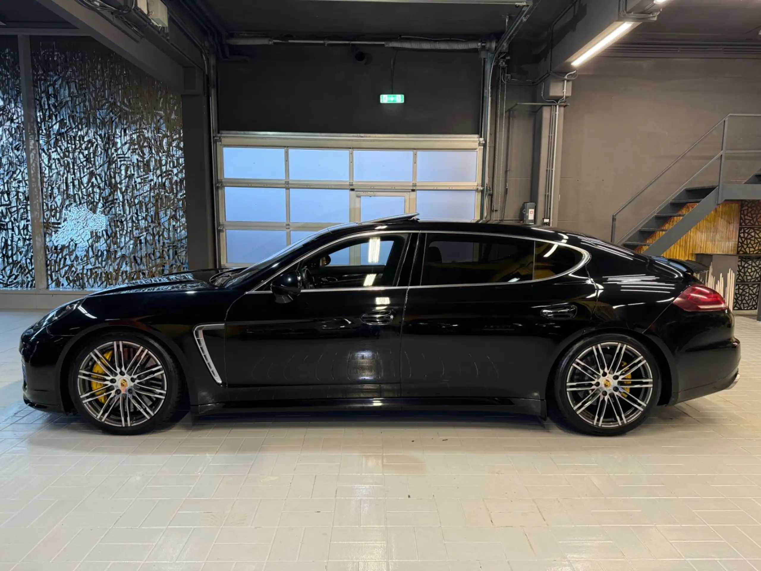 Porsche - Panamera