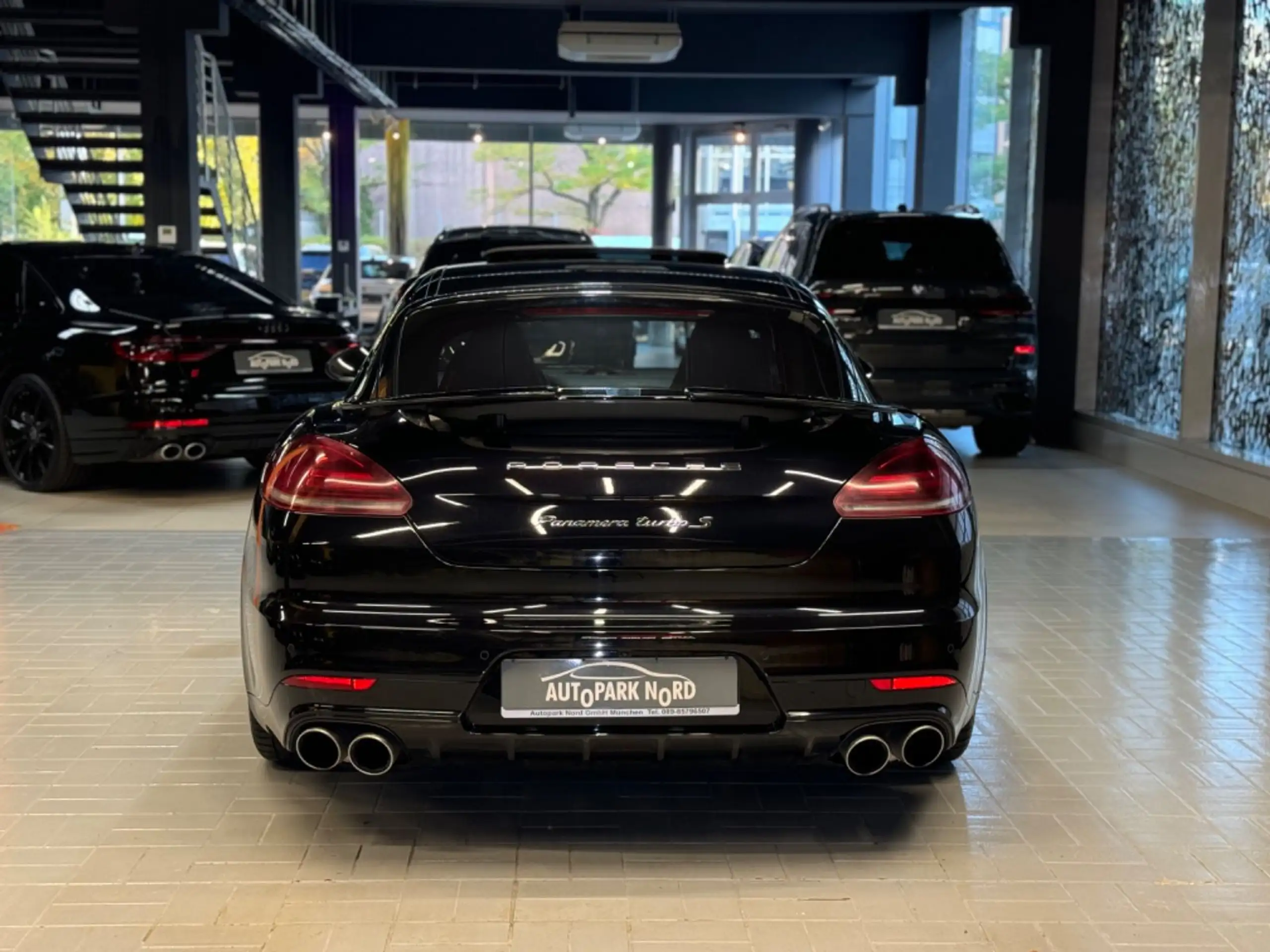 Porsche - Panamera