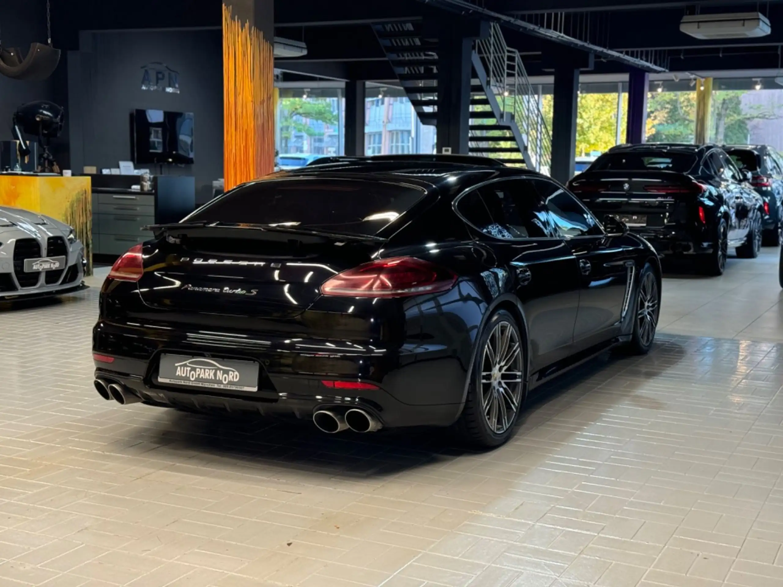 Porsche - Panamera