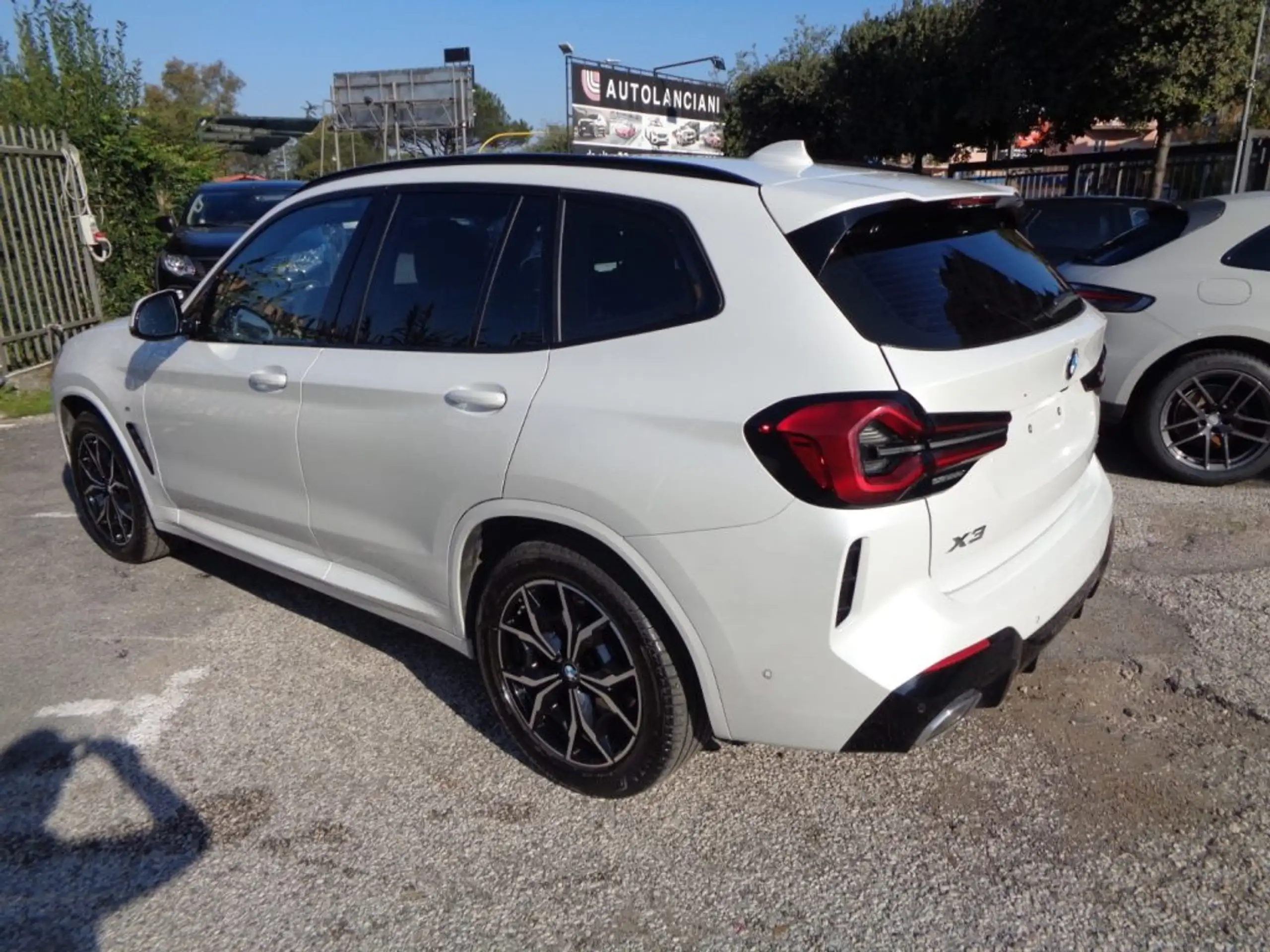 BMW - X3