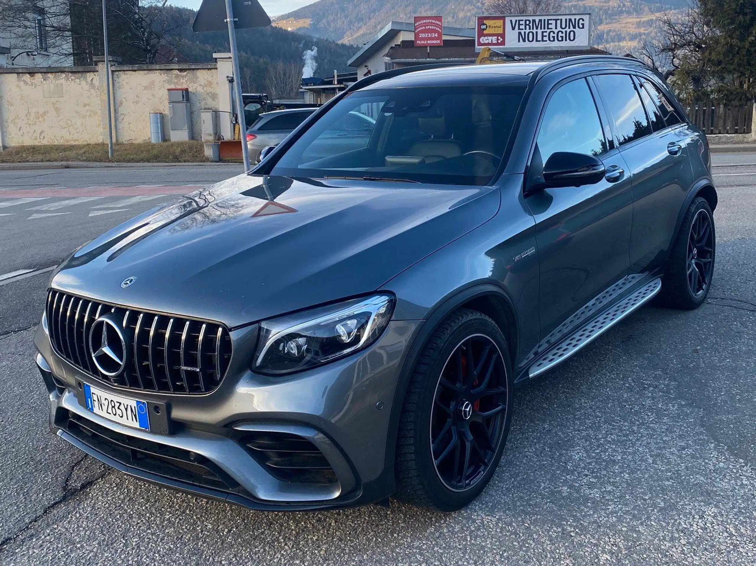 Mercedes-Benz - GLC 63 AMG