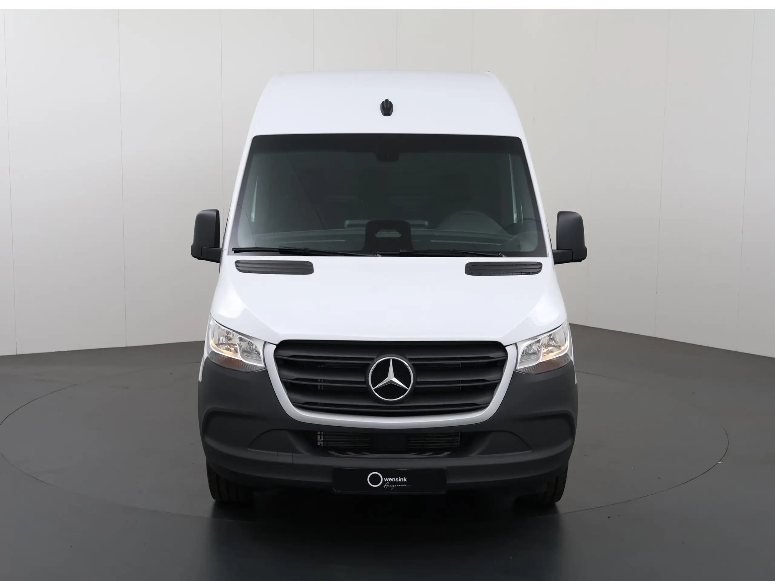 Mercedes-Benz - Sprinter