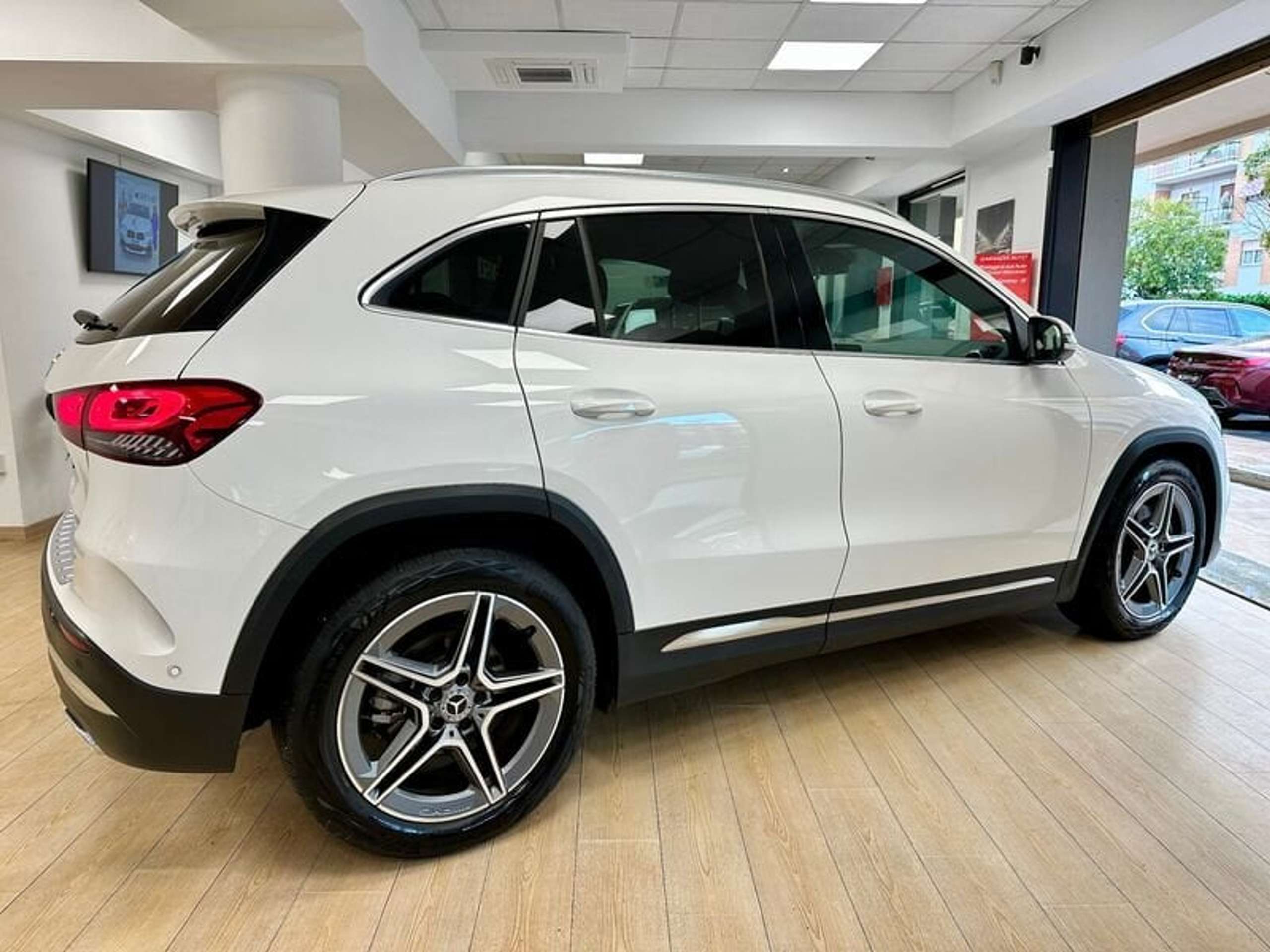 Mercedes-Benz - GLA 200