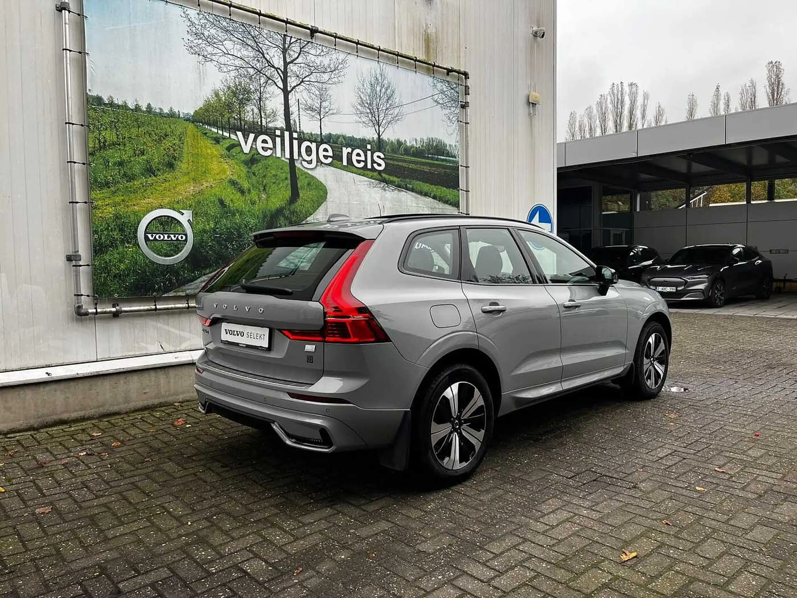 Volvo - XC60