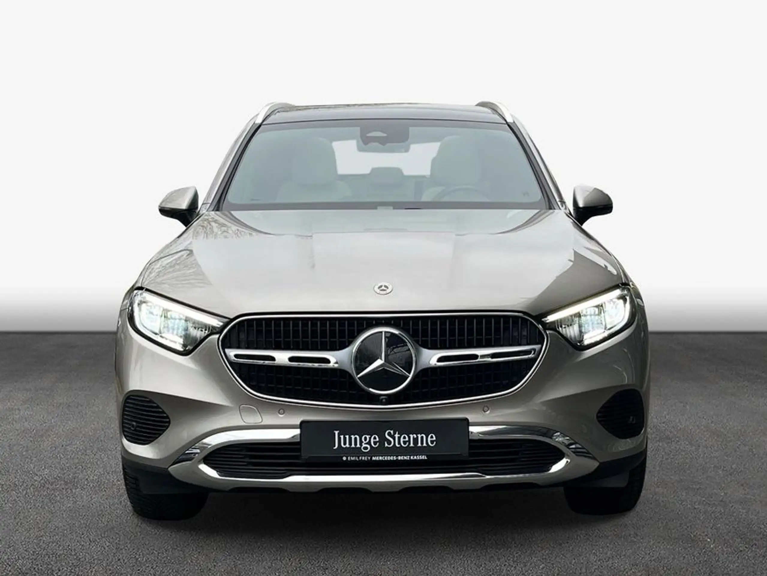 Mercedes-Benz - GLC 200