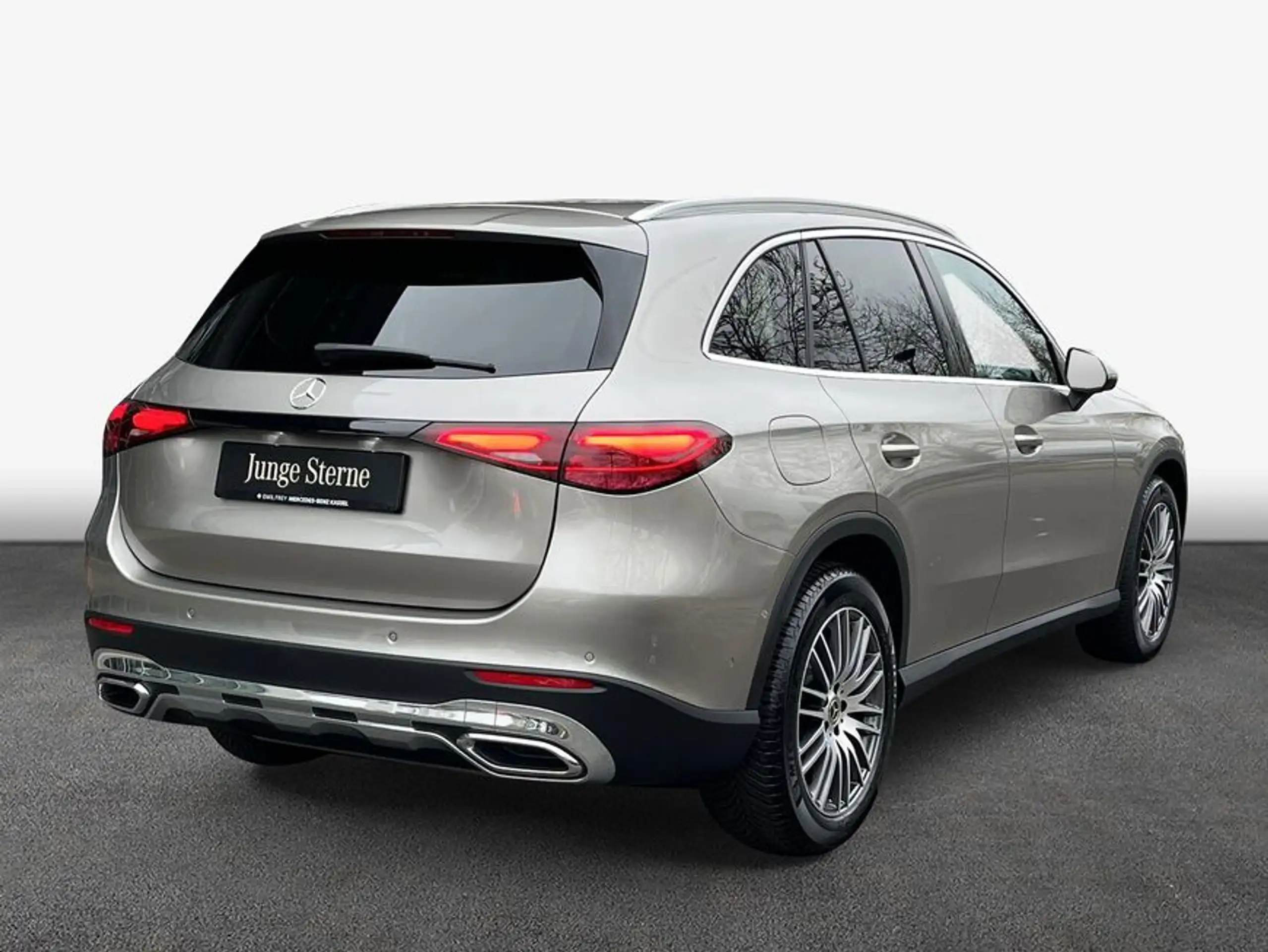 Mercedes-Benz - GLC 200