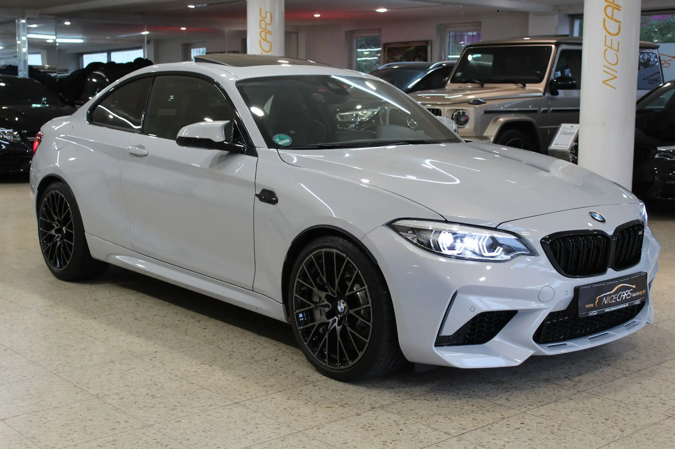 BMW - M2