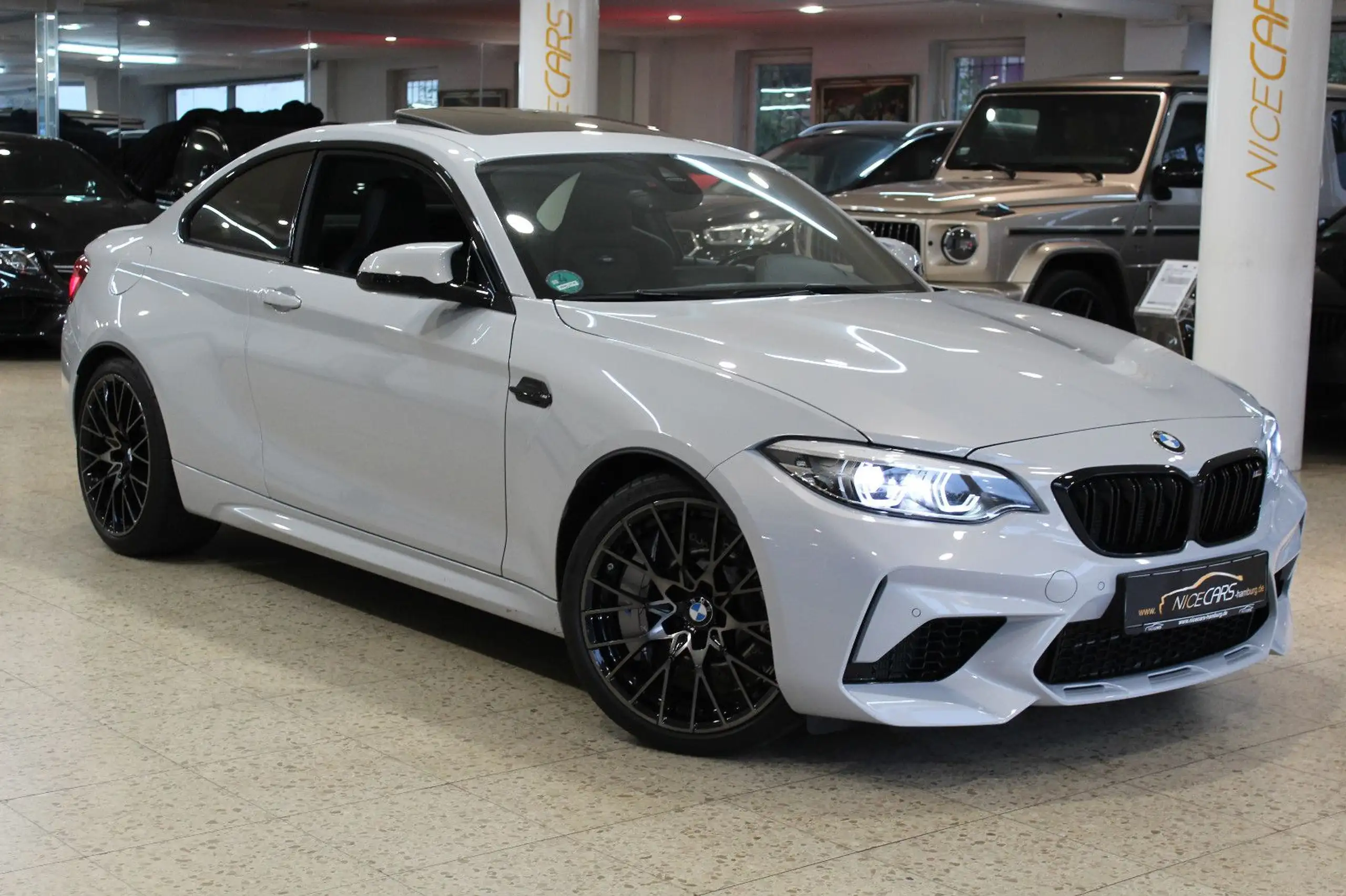 BMW - M2