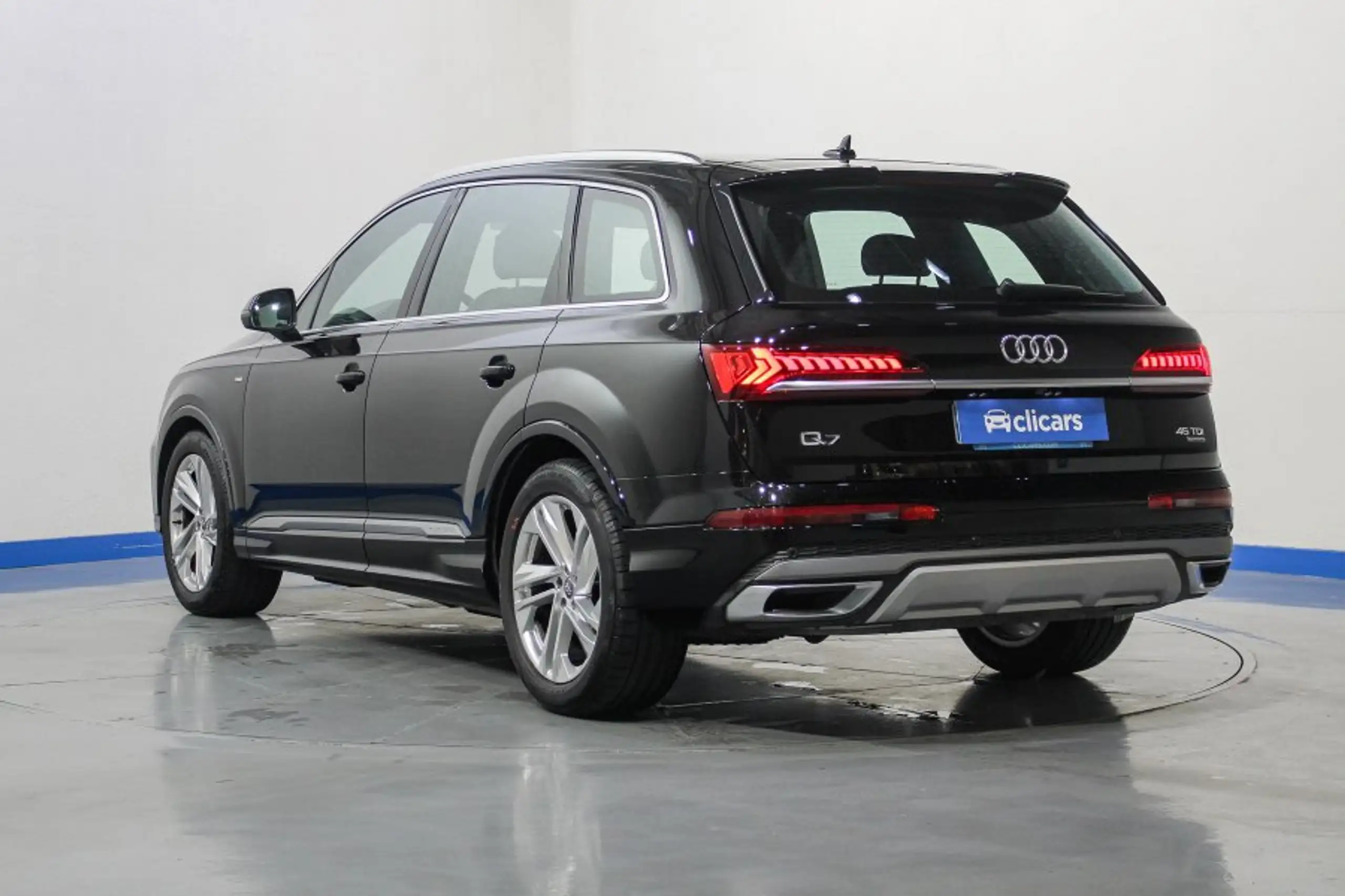 Audi - Q7