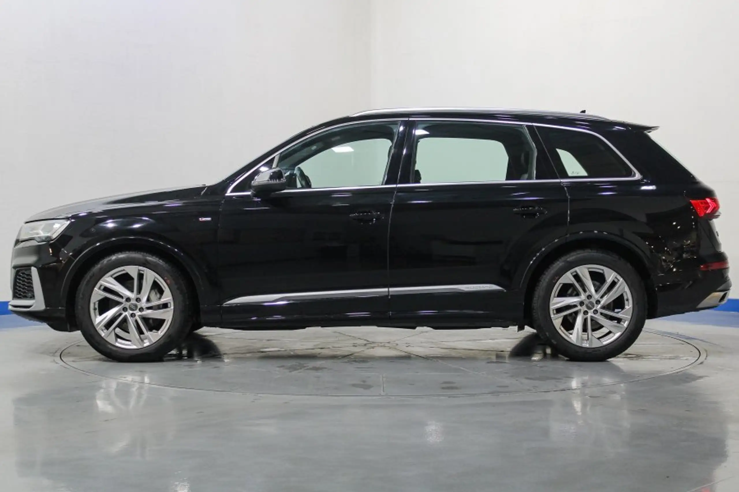 Audi - Q7