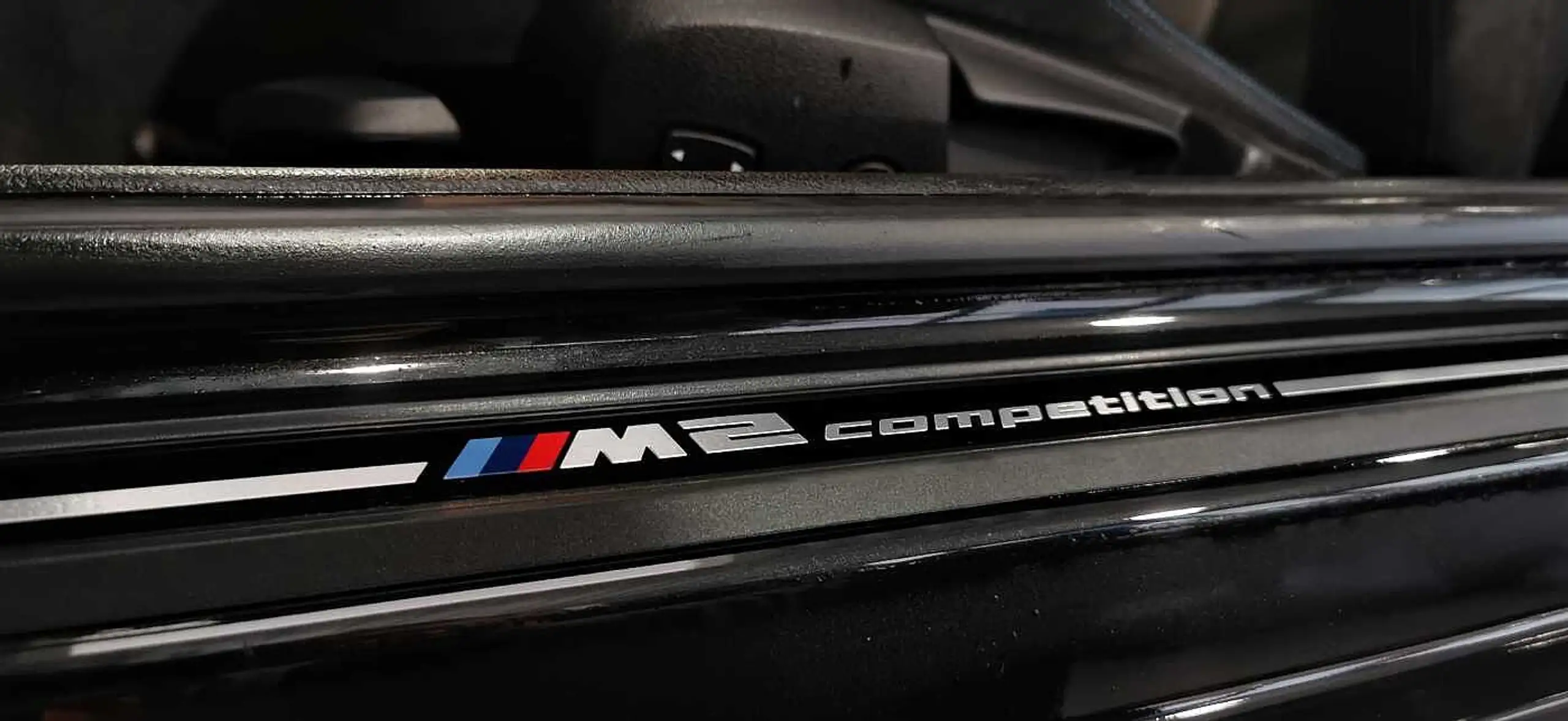 BMW - M2