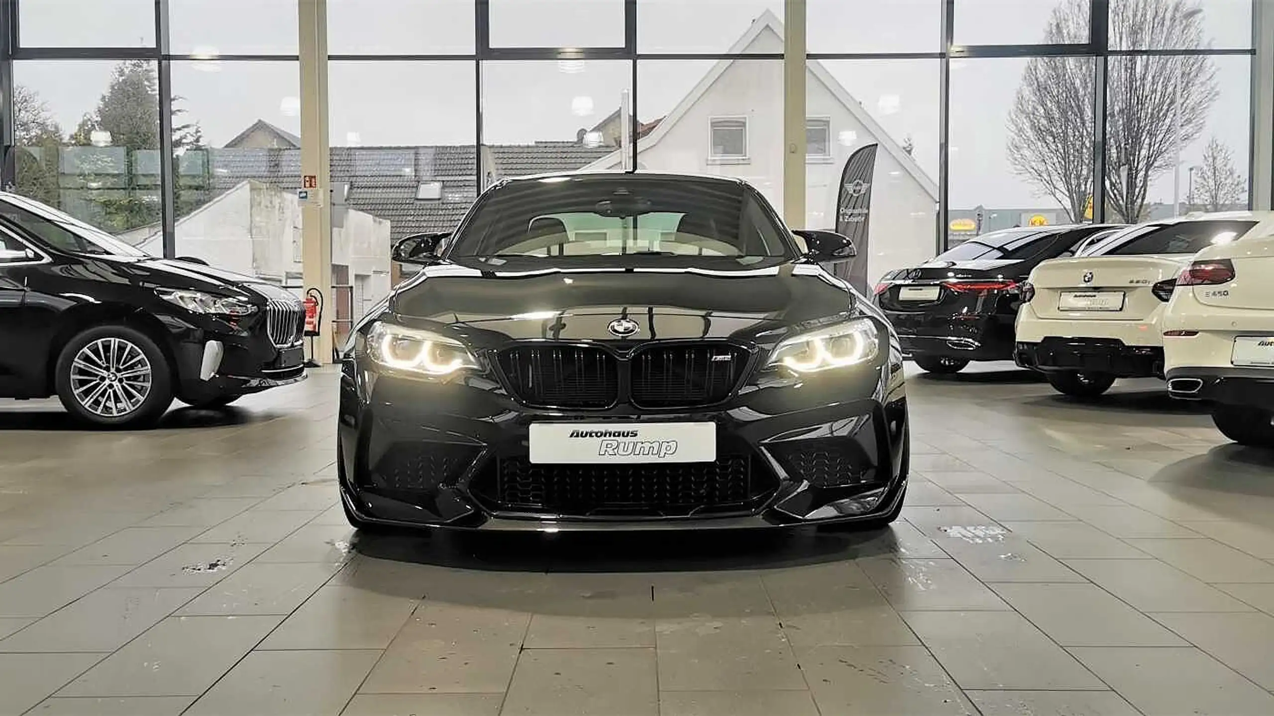 BMW - M2