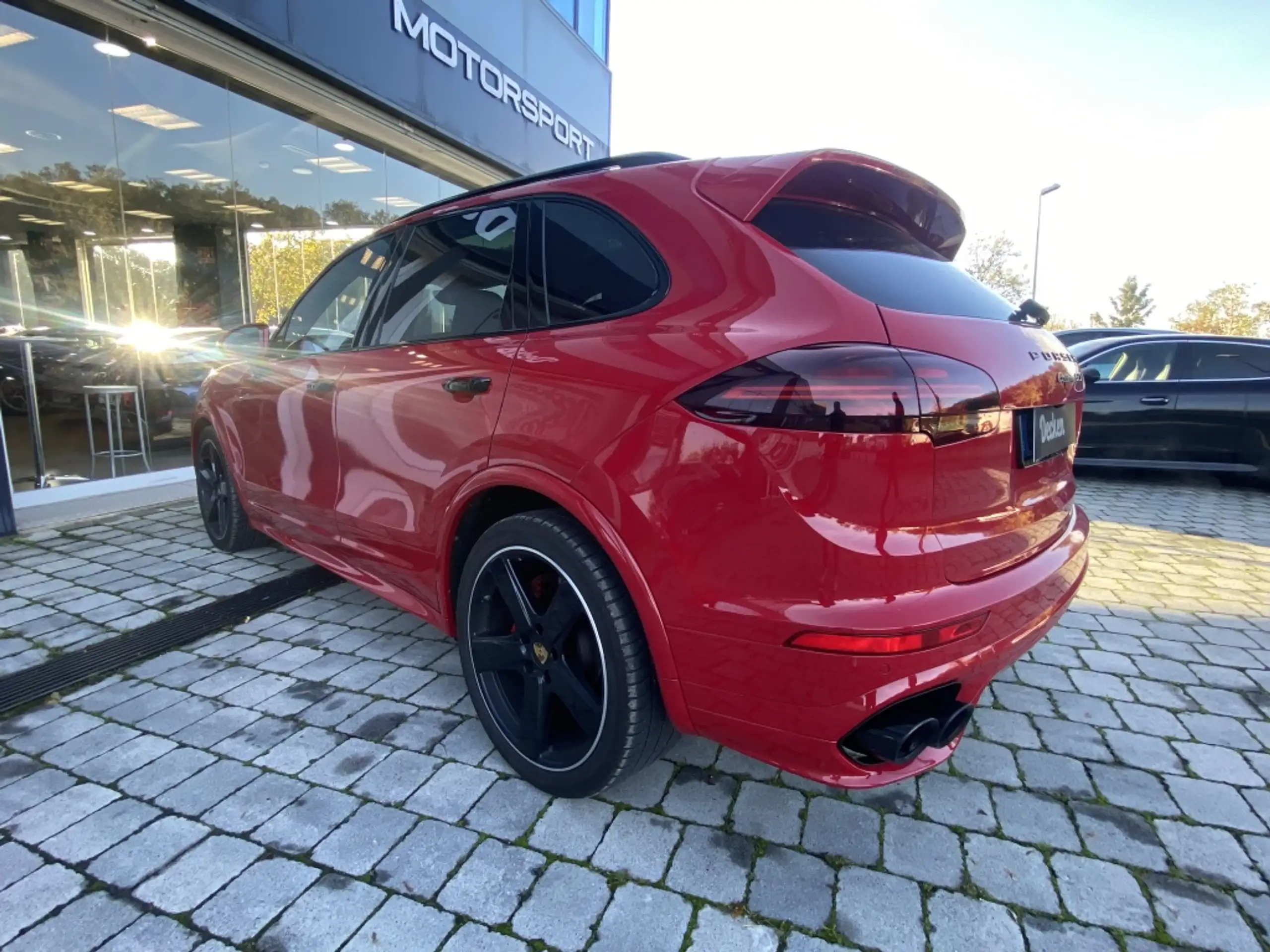 Porsche - Cayenne