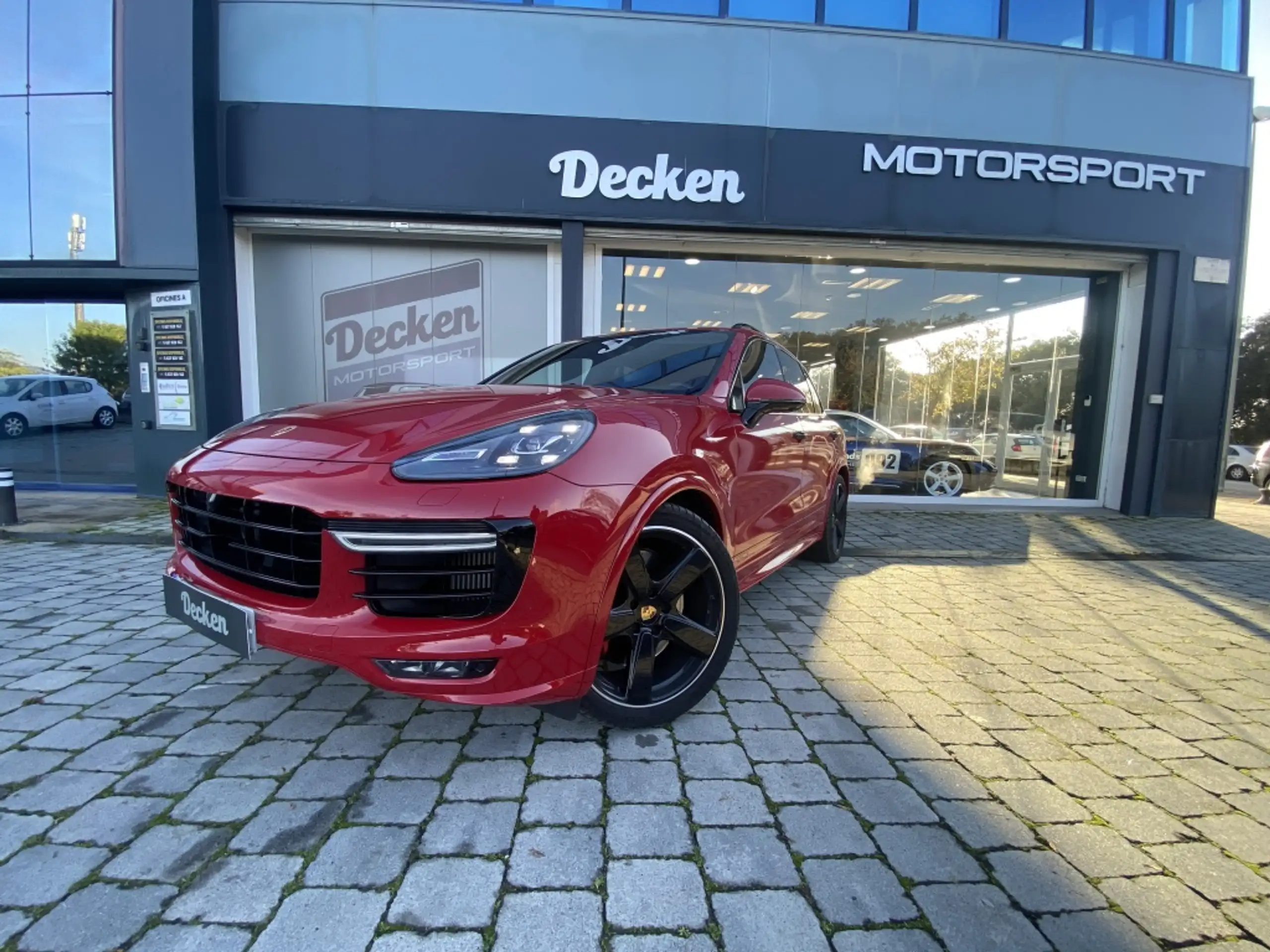 Porsche - Cayenne