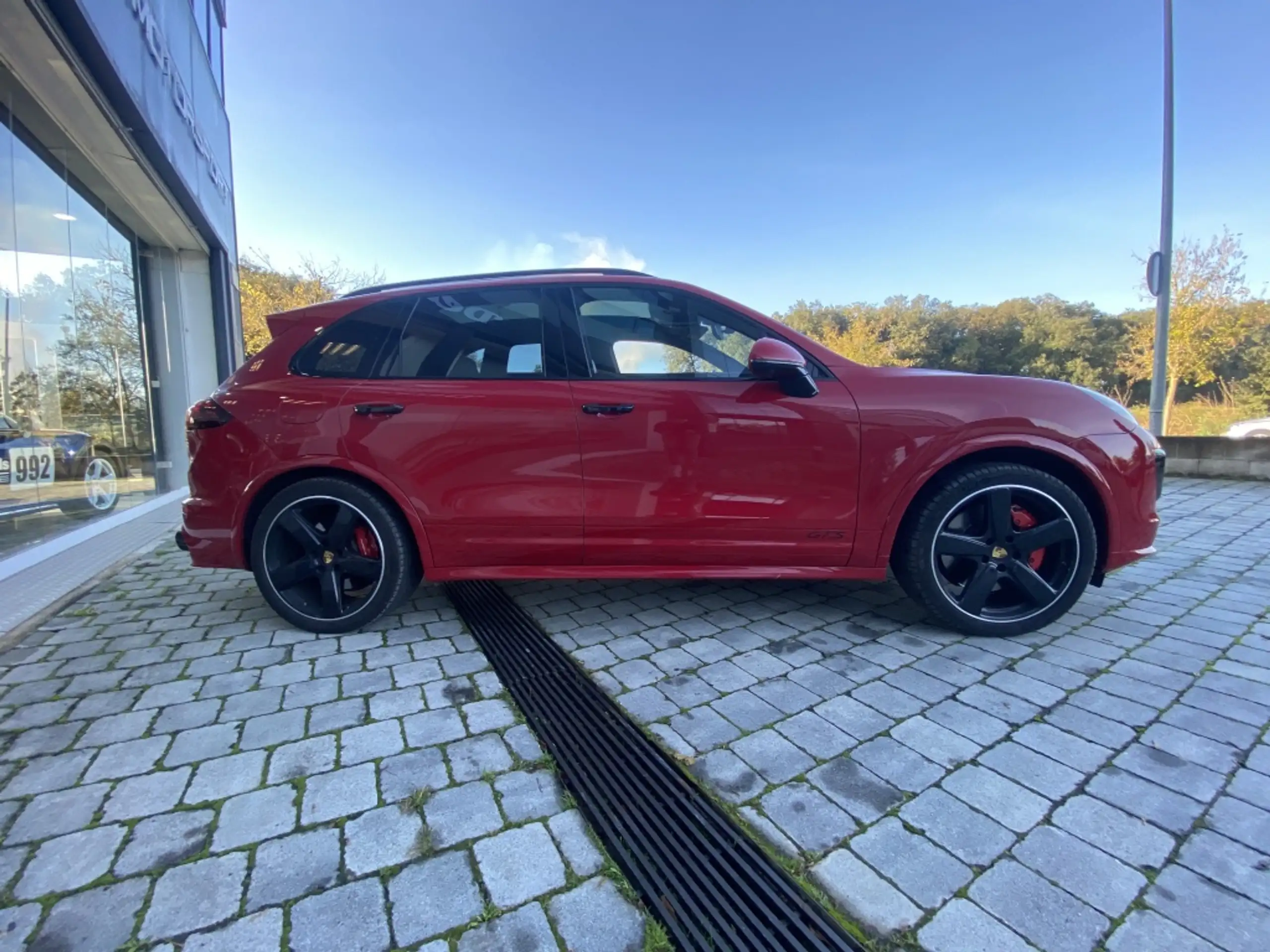 Porsche - Cayenne