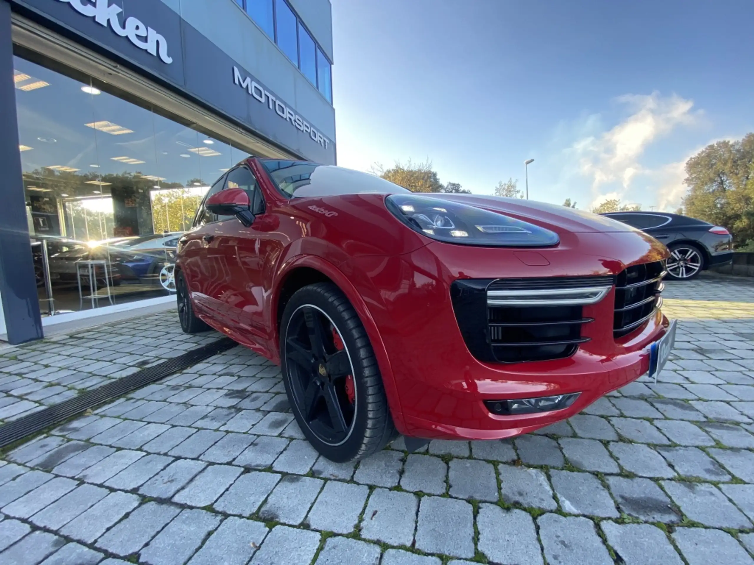 Porsche - Cayenne