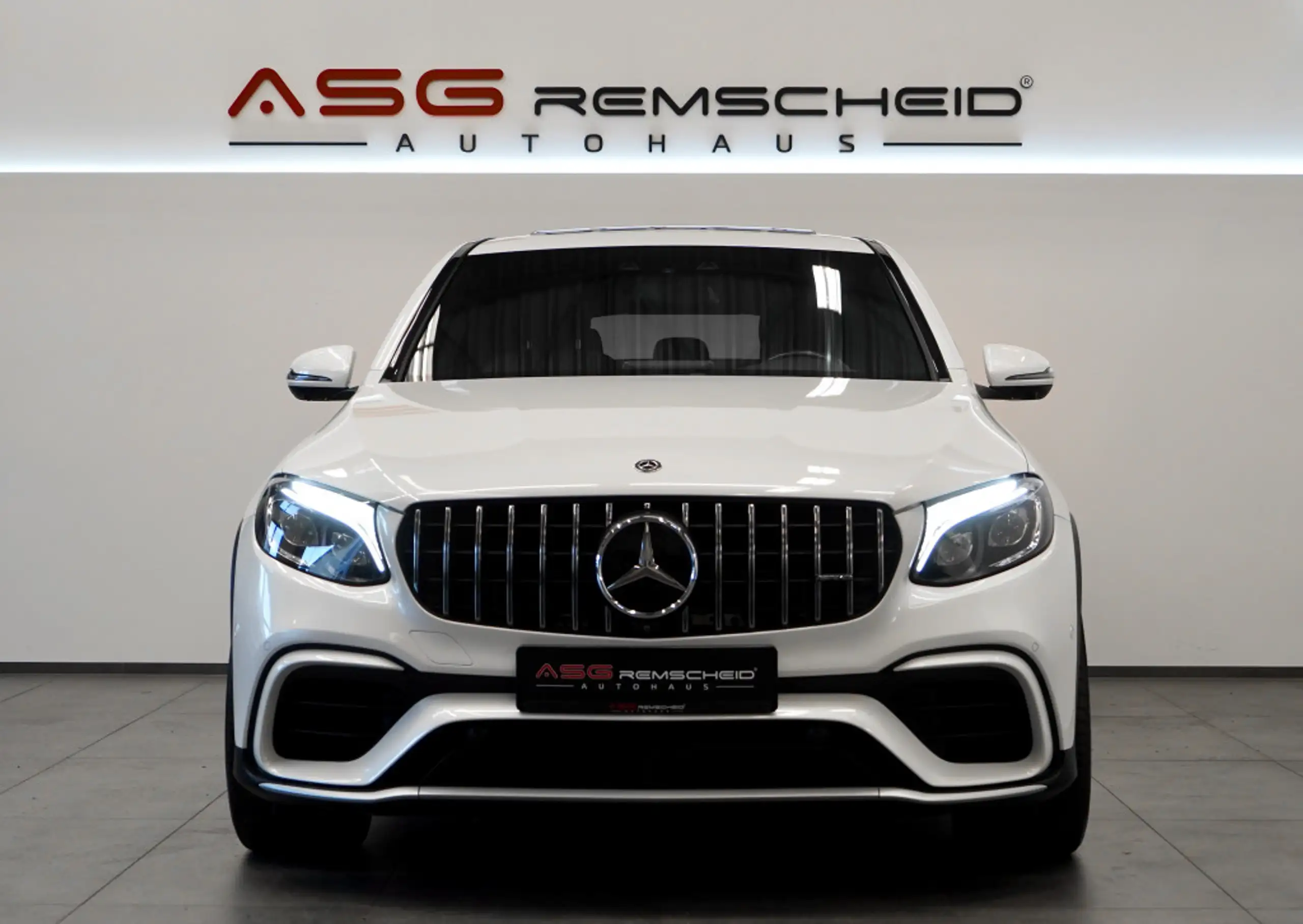 Mercedes-Benz - GLC 63 AMG