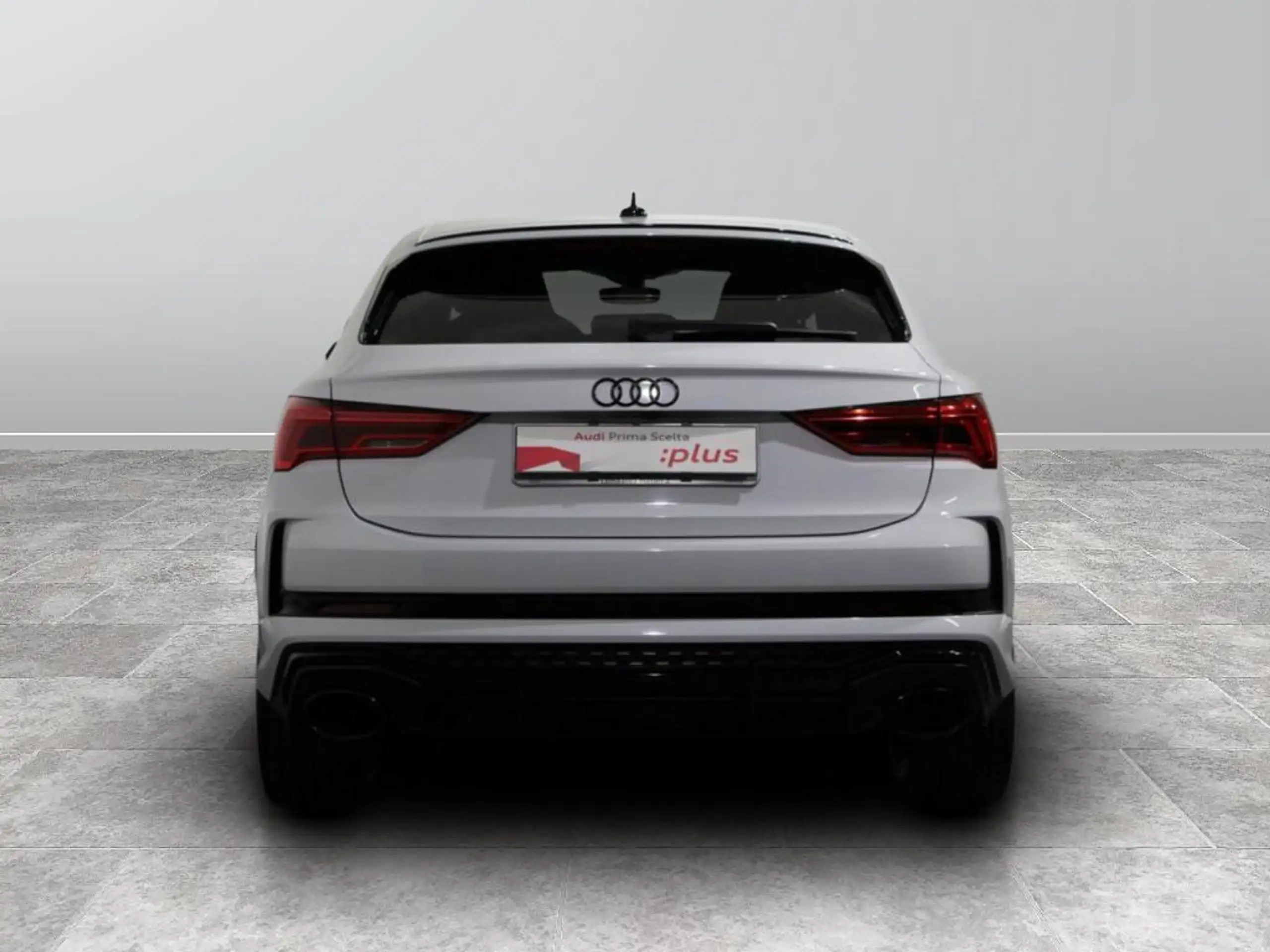 Audi - Q3