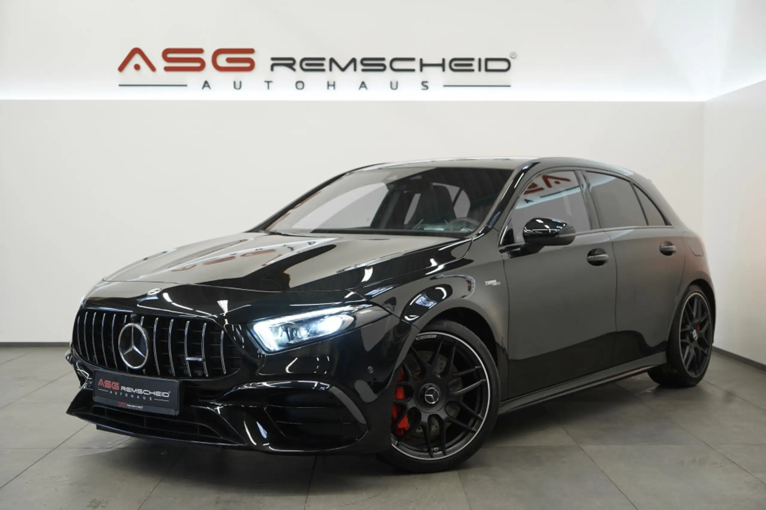 Mercedes-Benz - A 45 AMG